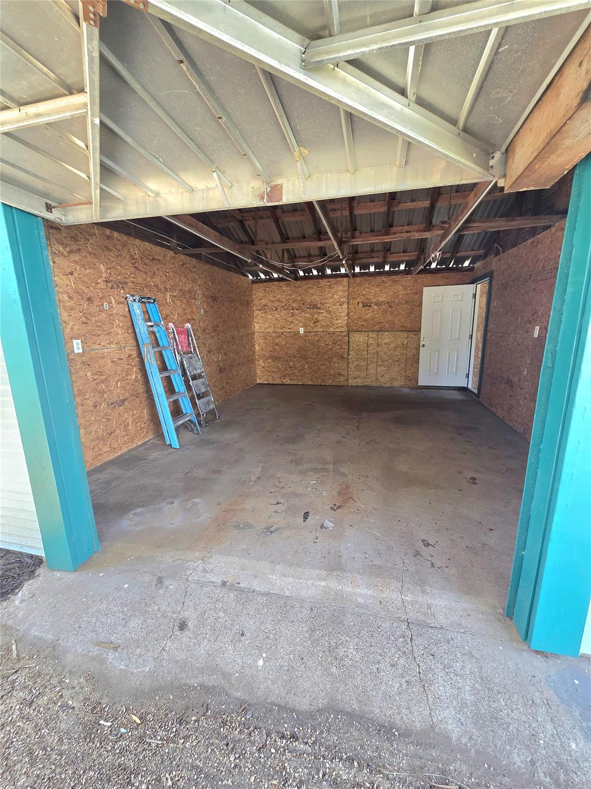 429 N Main St, Rockdale, TX 76567