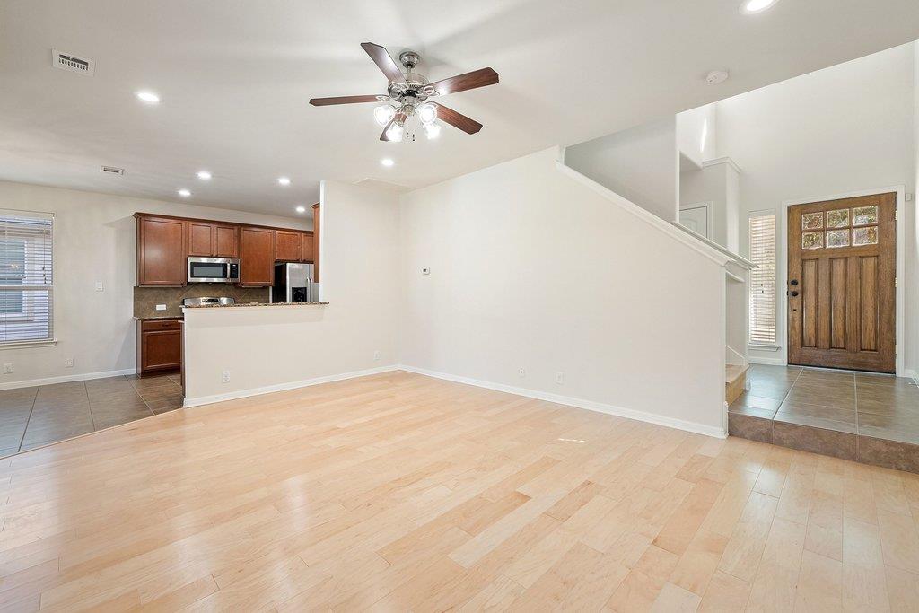 9412 Beechnut Dr, Austin, TX 78748