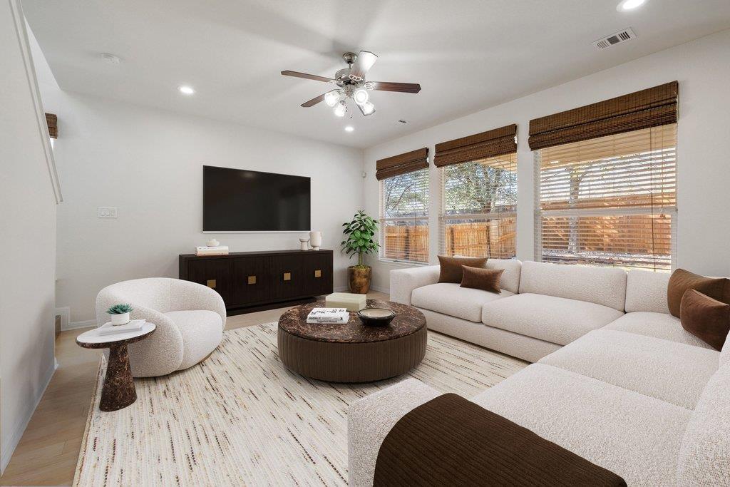 9412 Beechnut Dr, Austin, TX 78748