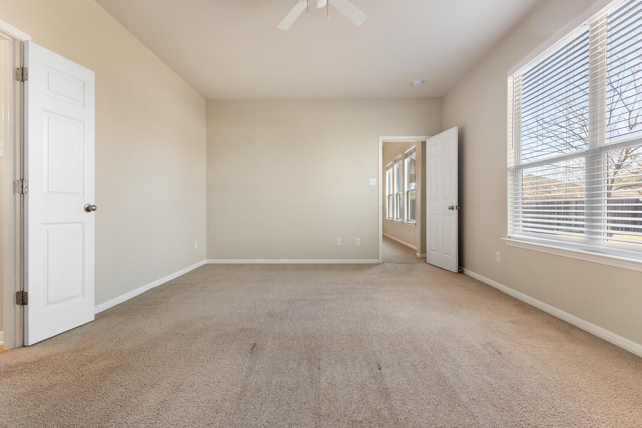 1406 Laguna Cv, Hutto, TX 78634