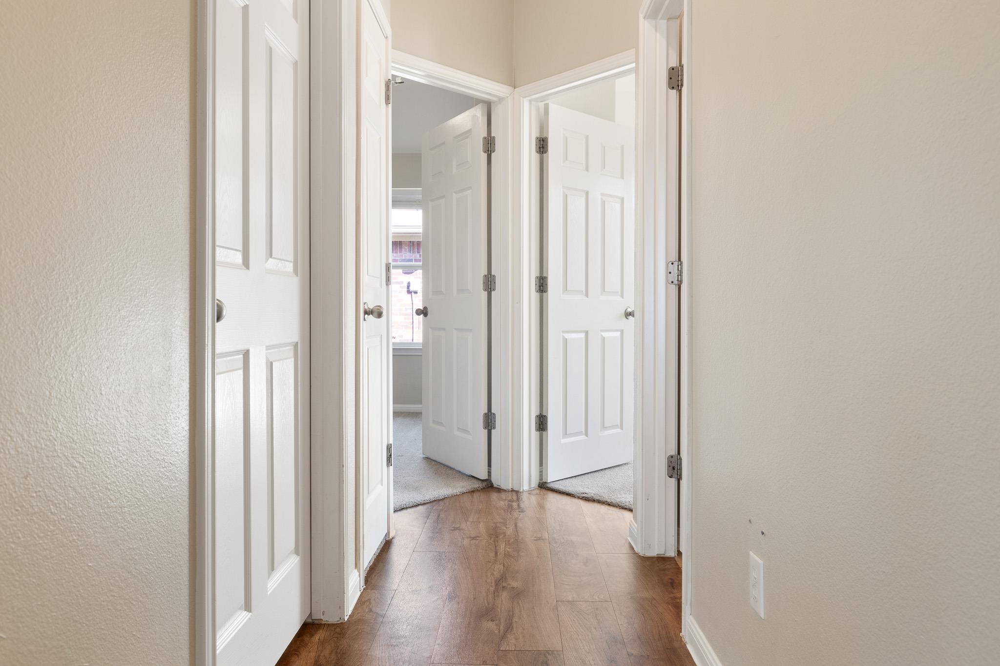 1406 Laguna Cv, Hutto, TX 78634