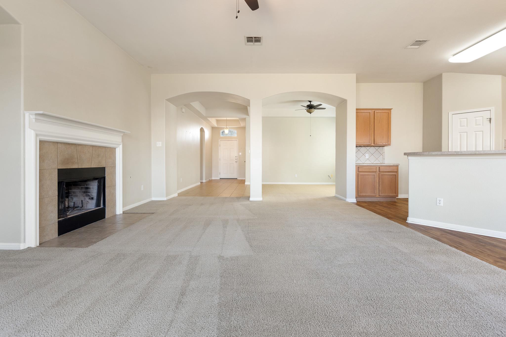 1406 Laguna Cv, Hutto, TX 78634