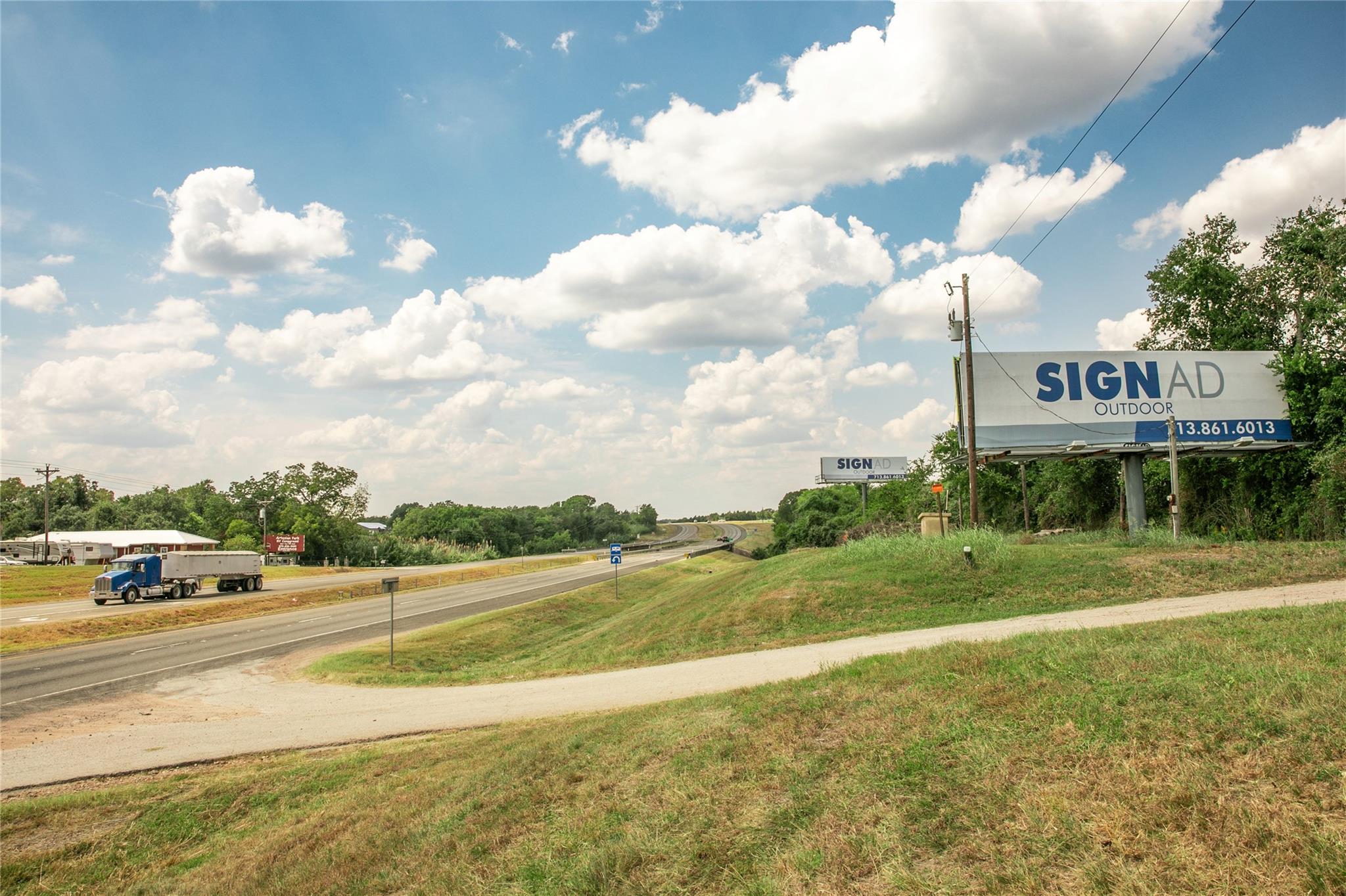 20 Red Tip Ln, Brenham, TX 77833