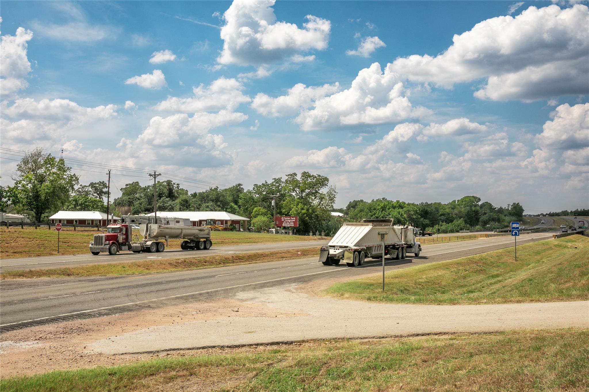 20 Red Tip Ln, Brenham, TX 77833