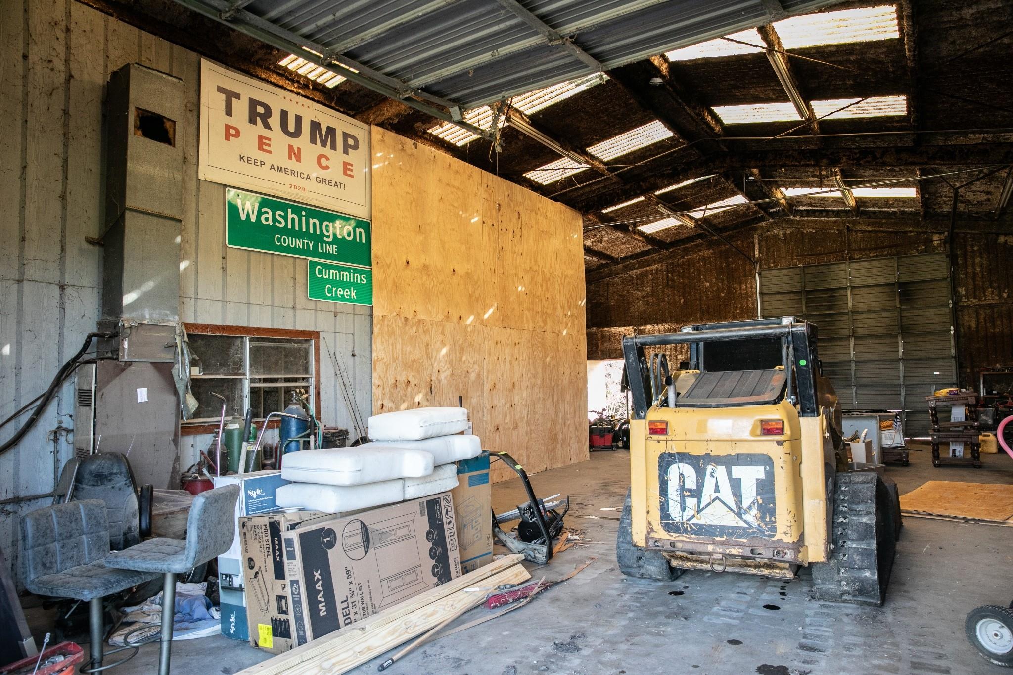 20 Red Tip Ln, Brenham, TX 77833