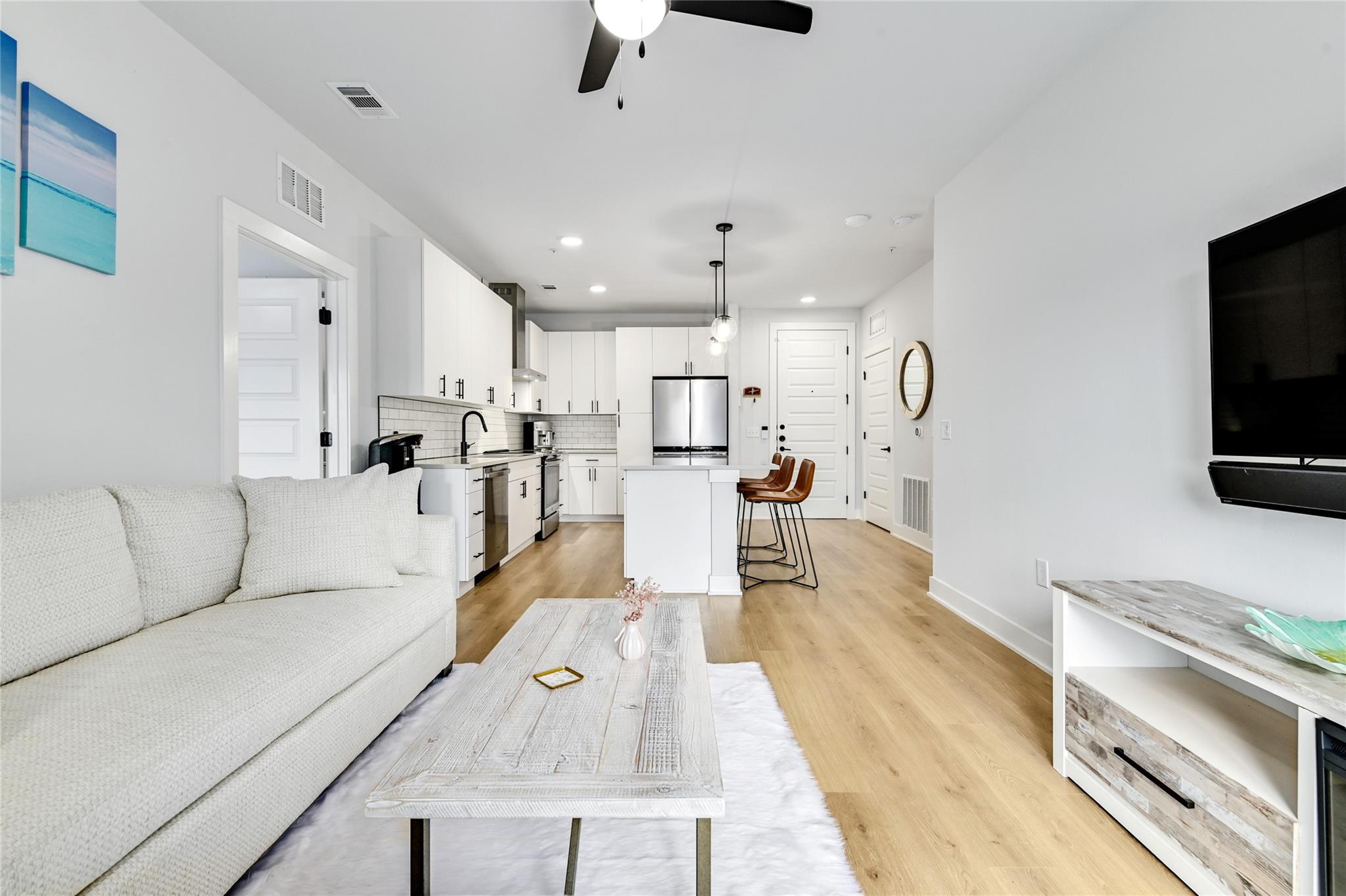 3101 Govalle Ave # 301, Austin, TX 78702