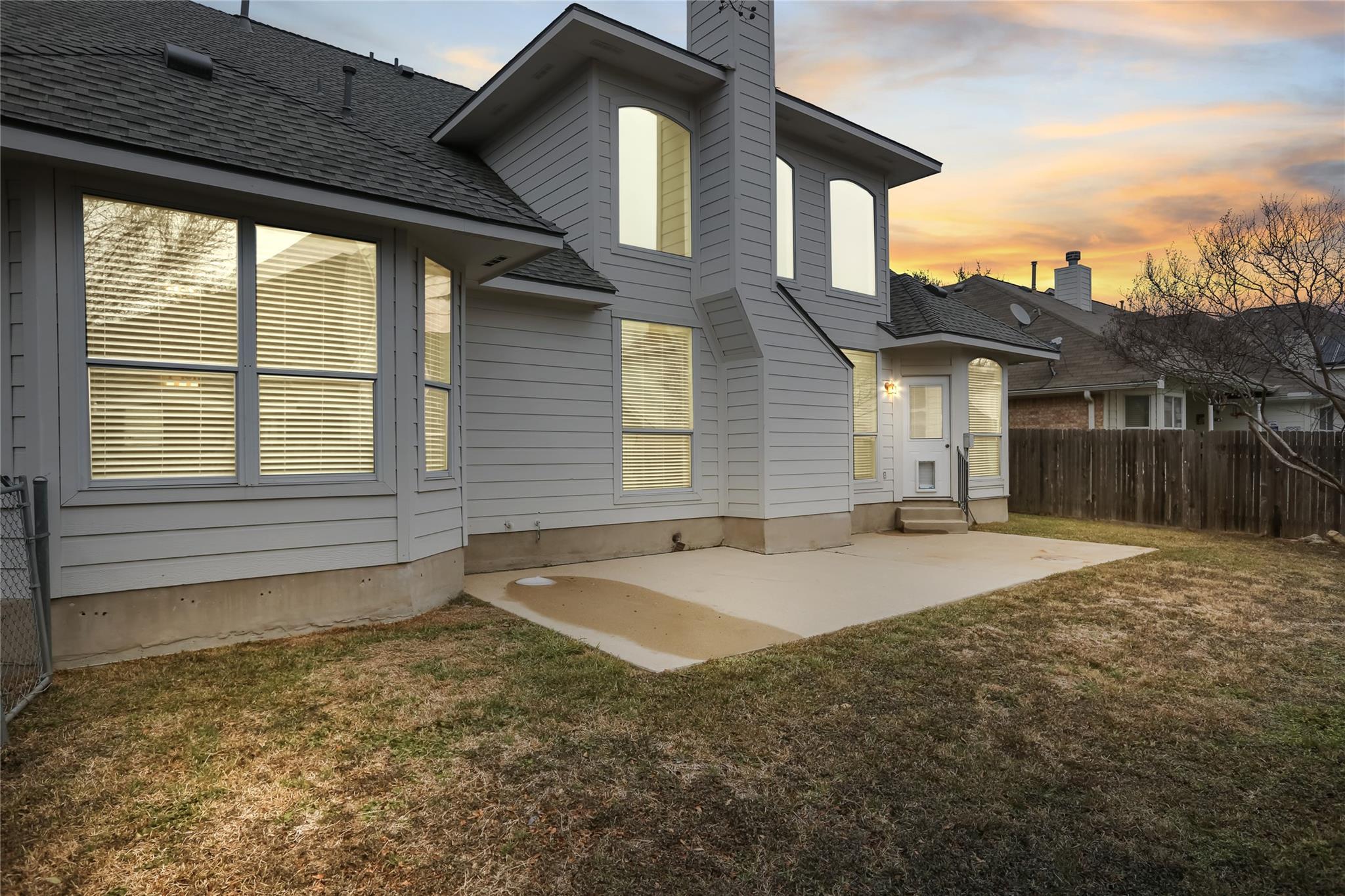 3807 Concord Dr, Round Rock, TX 78665