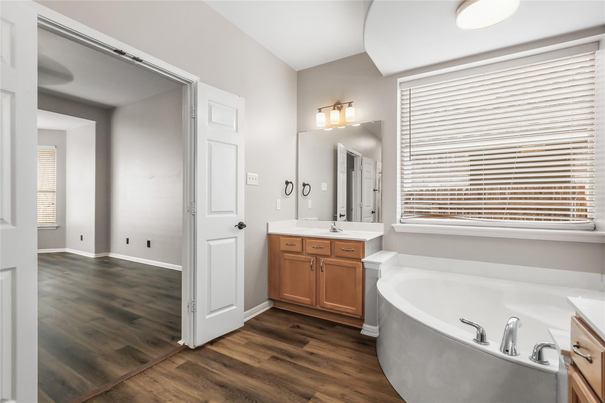 3807 Concord Dr, Round Rock, TX 78665