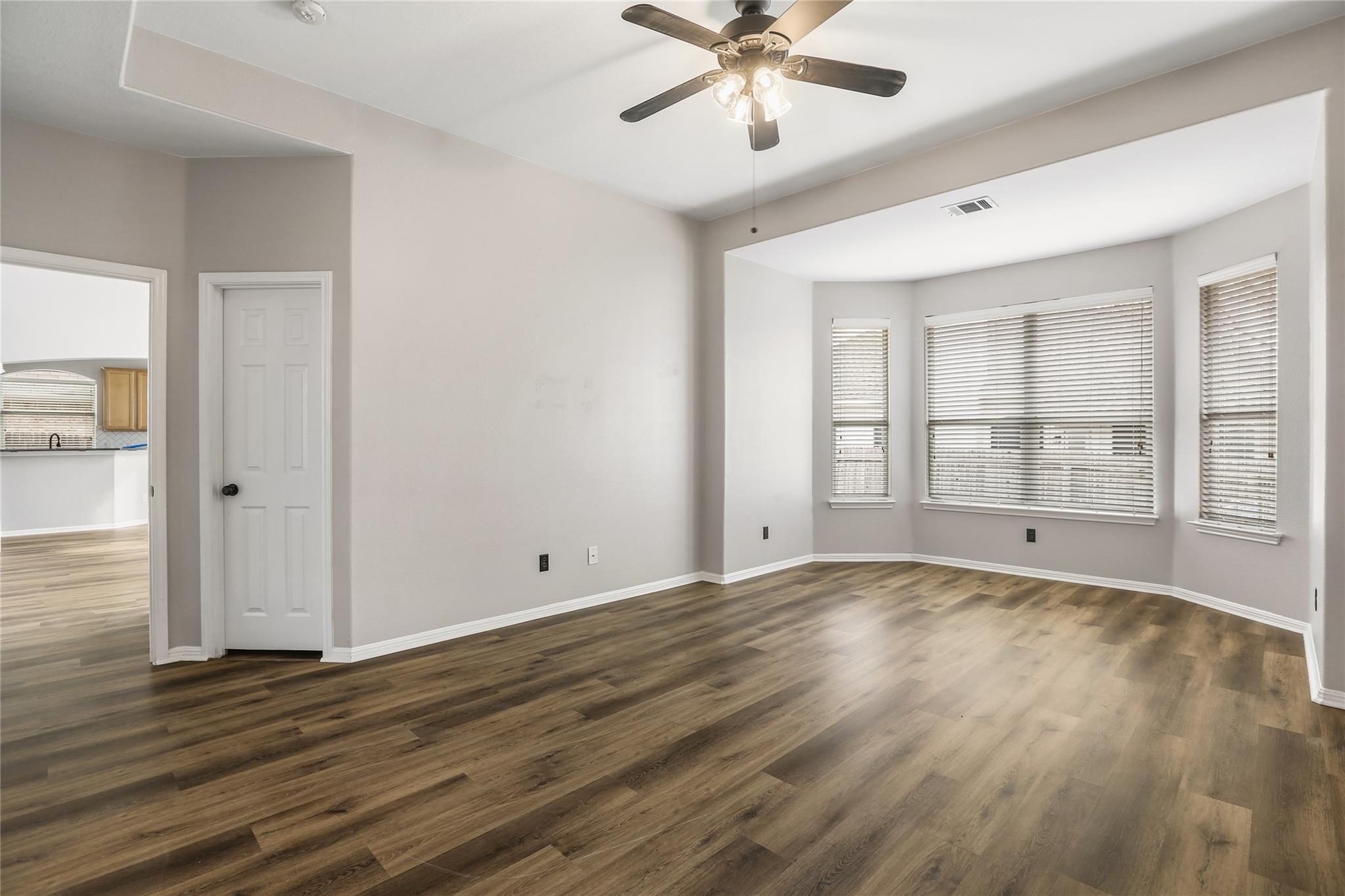 3807 Concord Dr, Round Rock, TX 78665