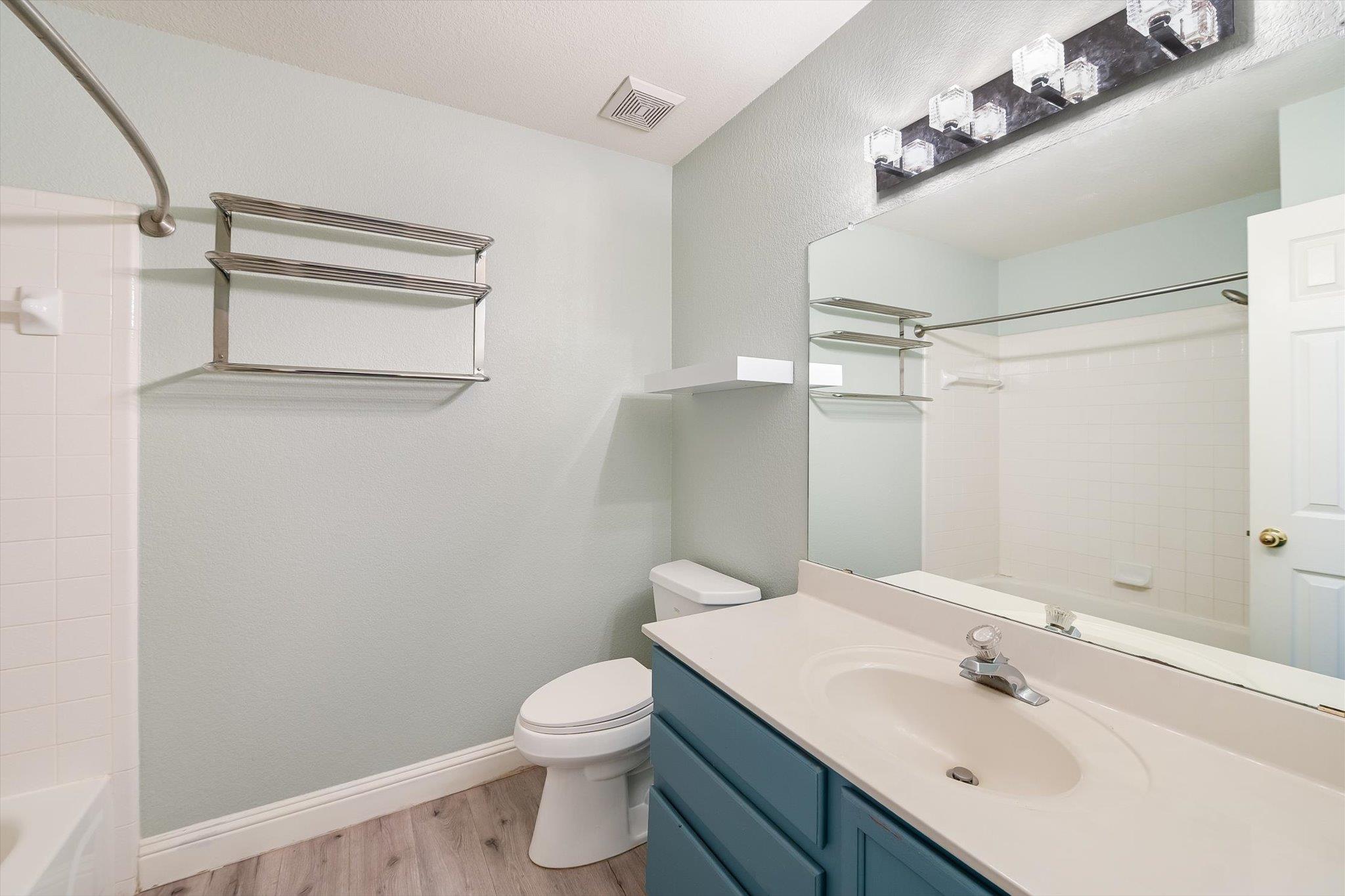 1911 Coachlamp Dr, Cedar Park, TX 78613