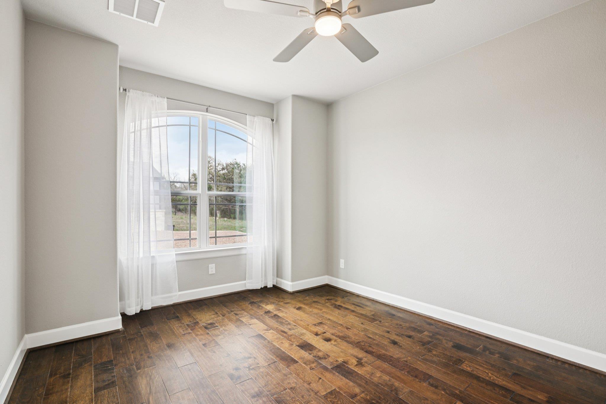 23601 Old Ferry Rd # 22, Spicewood, TX 78669