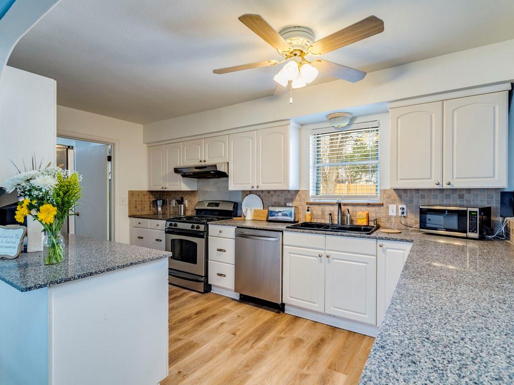 105 Maynard St, Bastrop, TX 78602