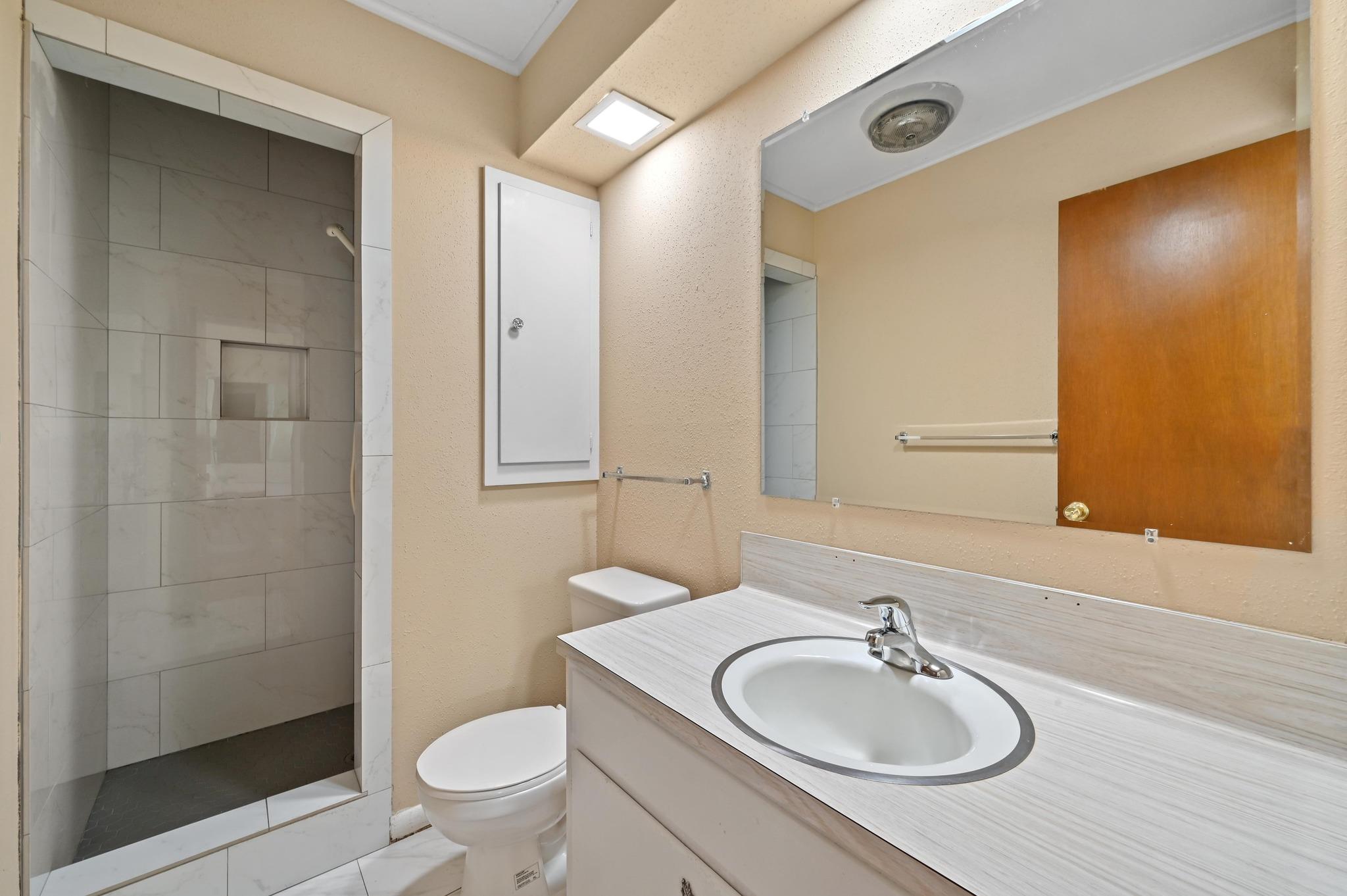 7009 Deborah Dr, Austin, TX 78752