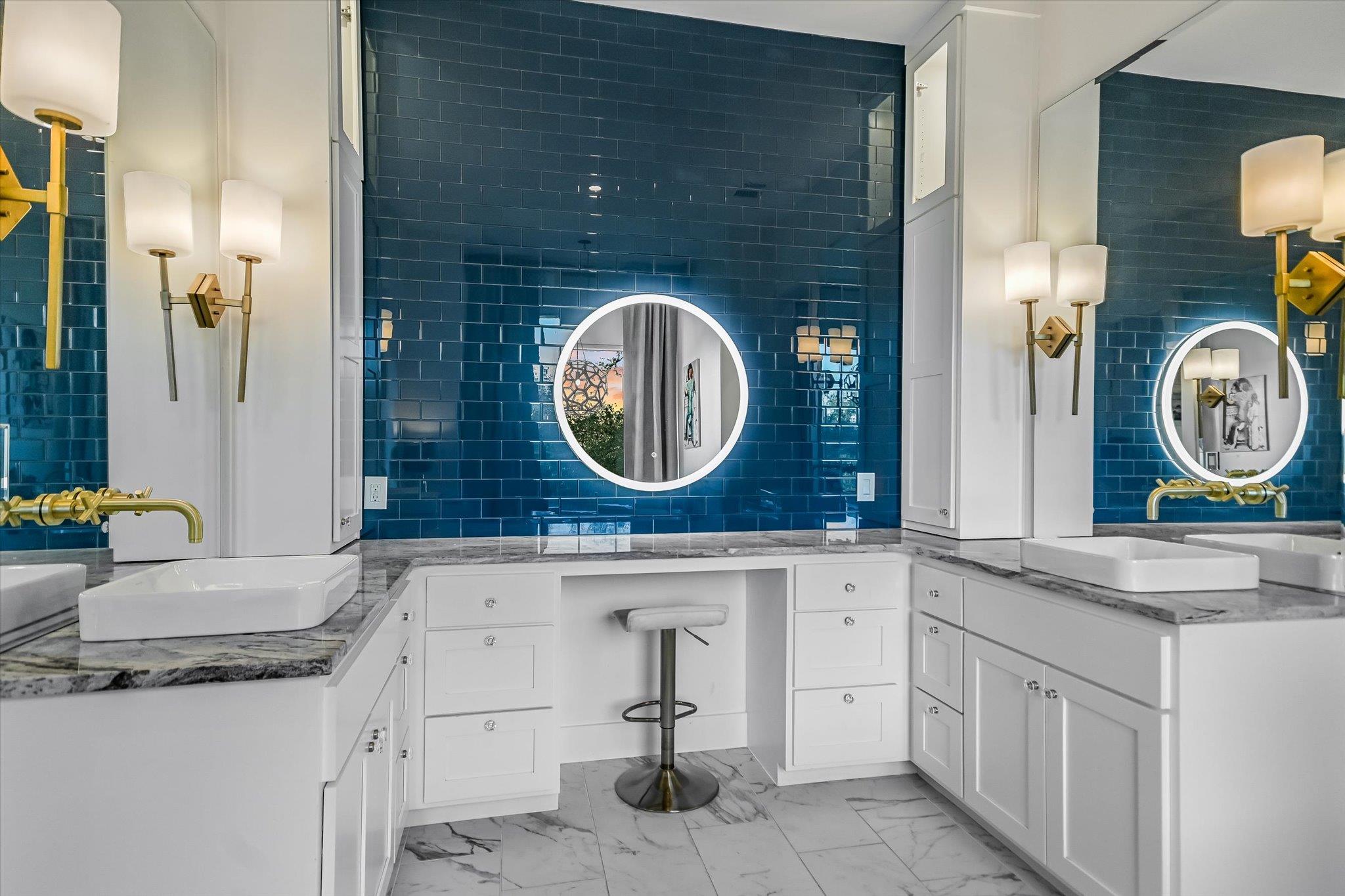 Dripping Springs, TX 78620