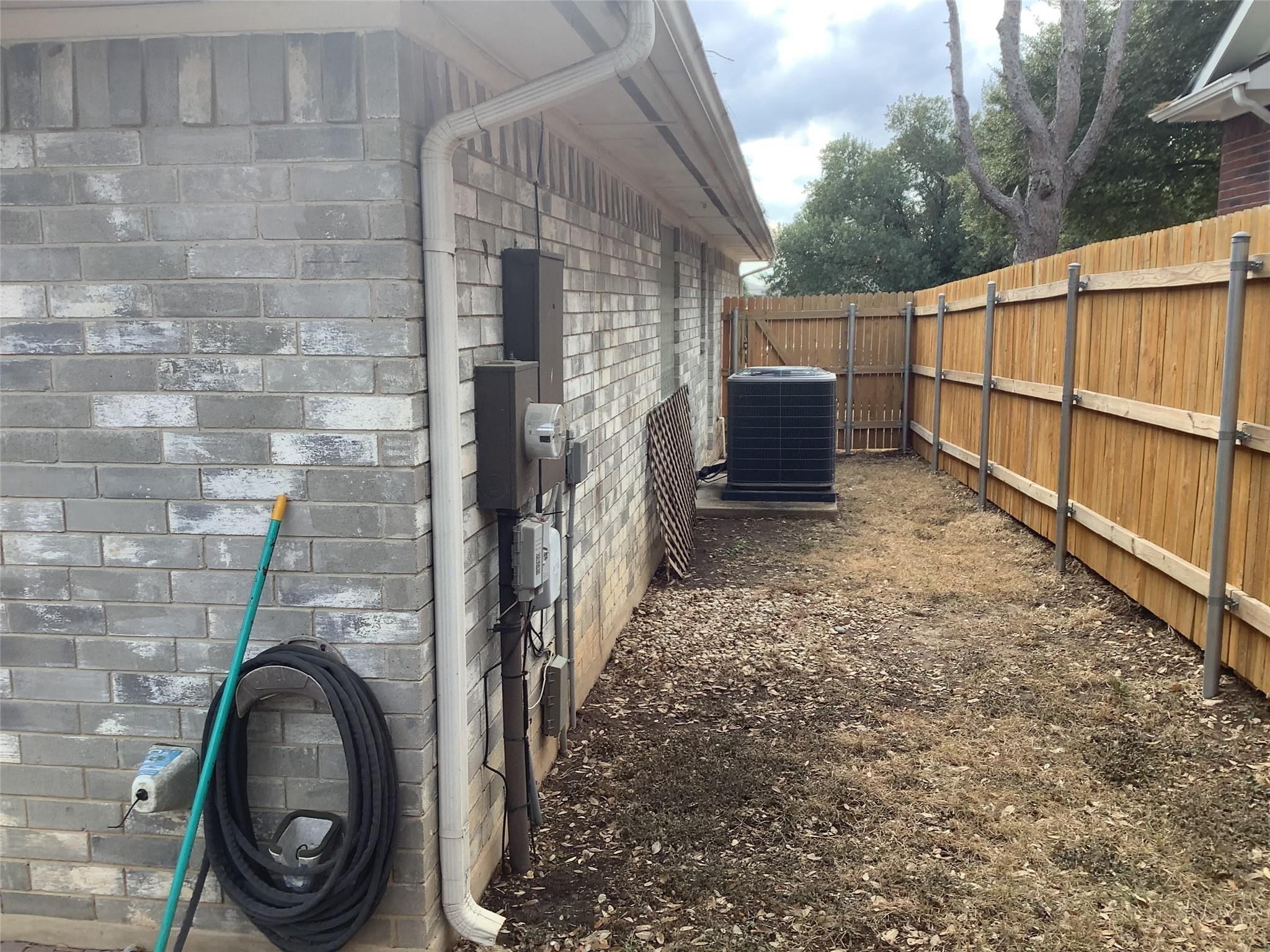 808 Lawmans Ct. Ct, Round Rock, TX 78665