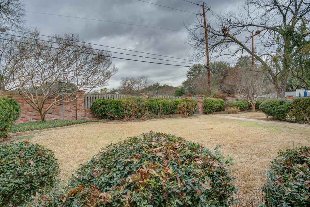 10019 Astronaut Dr, San Antonio, TX 78217