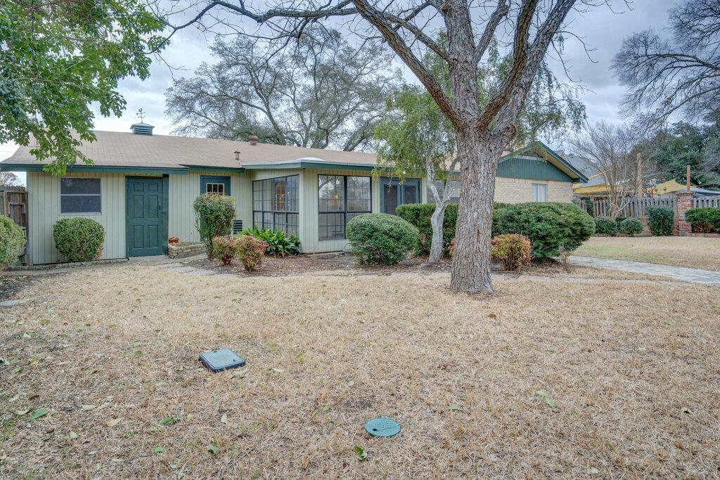 10019 Astronaut Dr, San Antonio, TX 78217