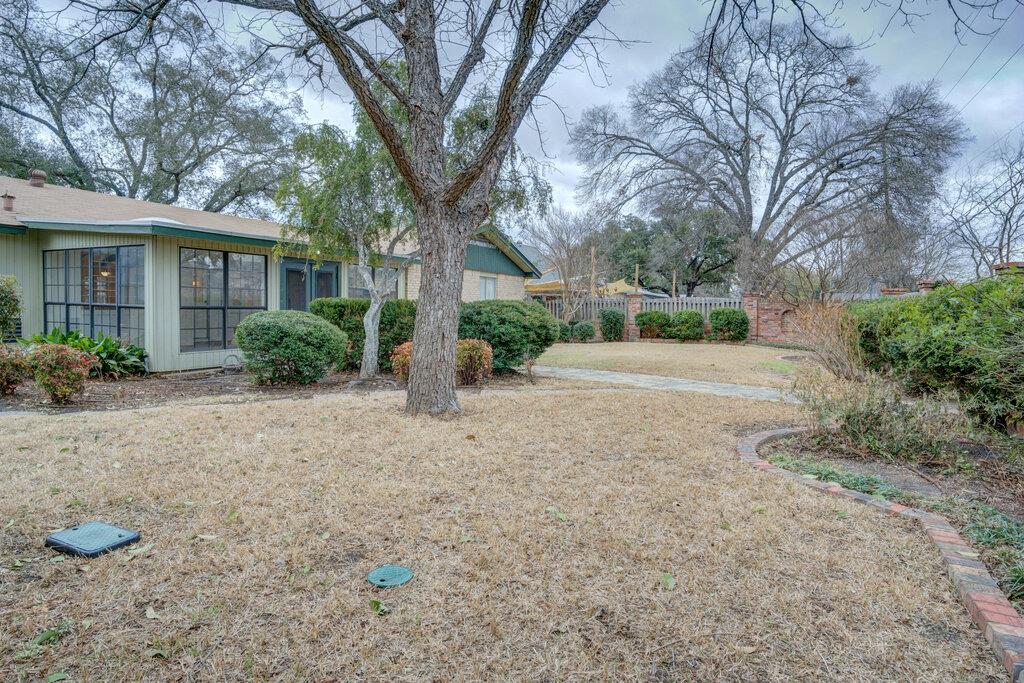 10019 Astronaut Dr, San Antonio, TX 78217