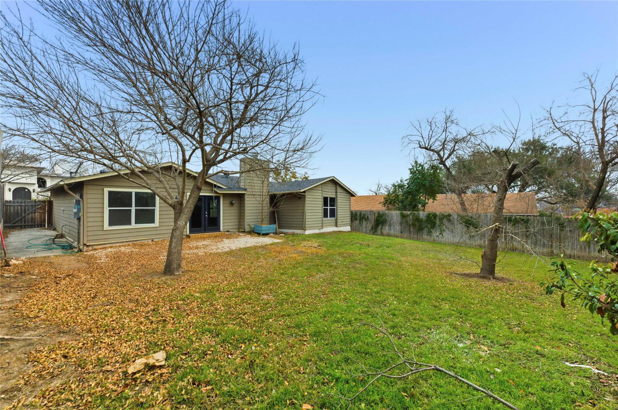 1909 Crooked Ln, Austin, TX 78741
