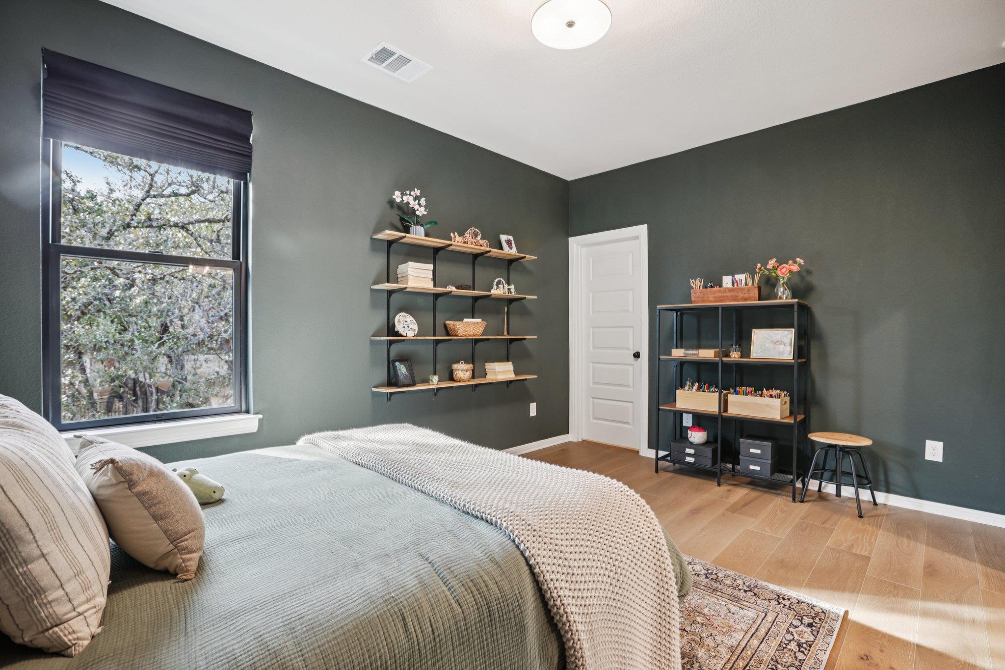 17601 Navigation Ln, Lago Vista, TX 78645