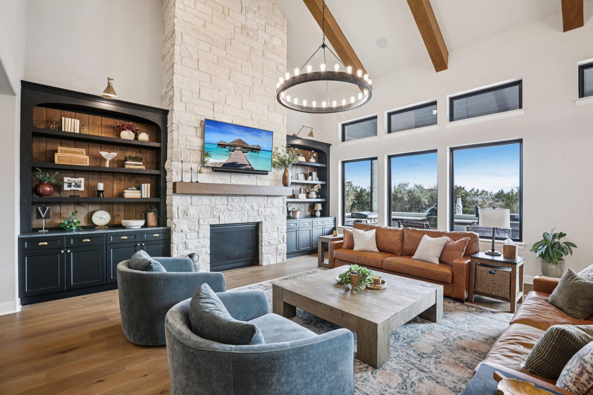 17601 Navigation Ln, Lago Vista, TX 78645