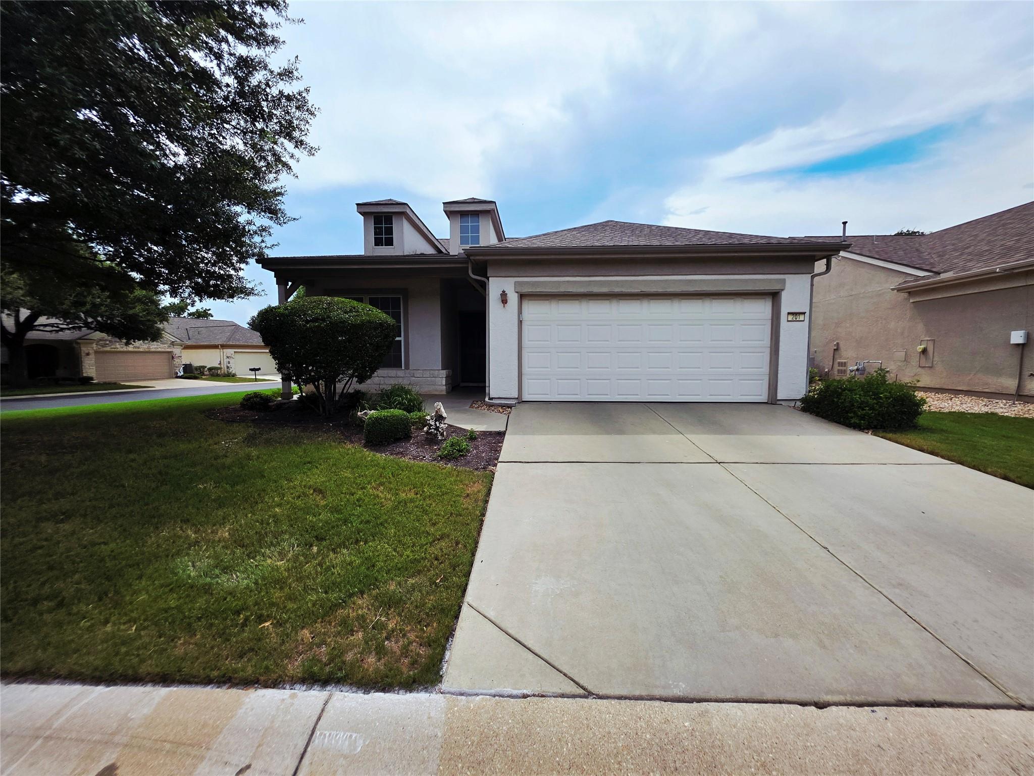 201 Yosemite Rd, Georgetown, TX 78633