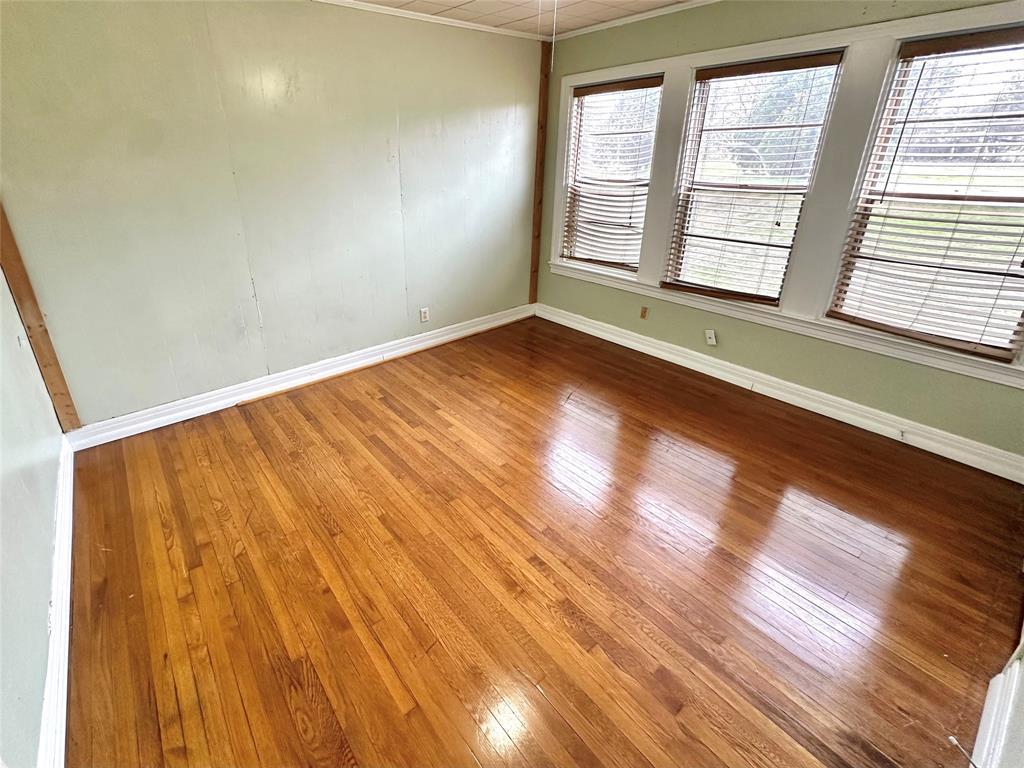 1694 Old Luling Rd, Lockhart, TX 78644