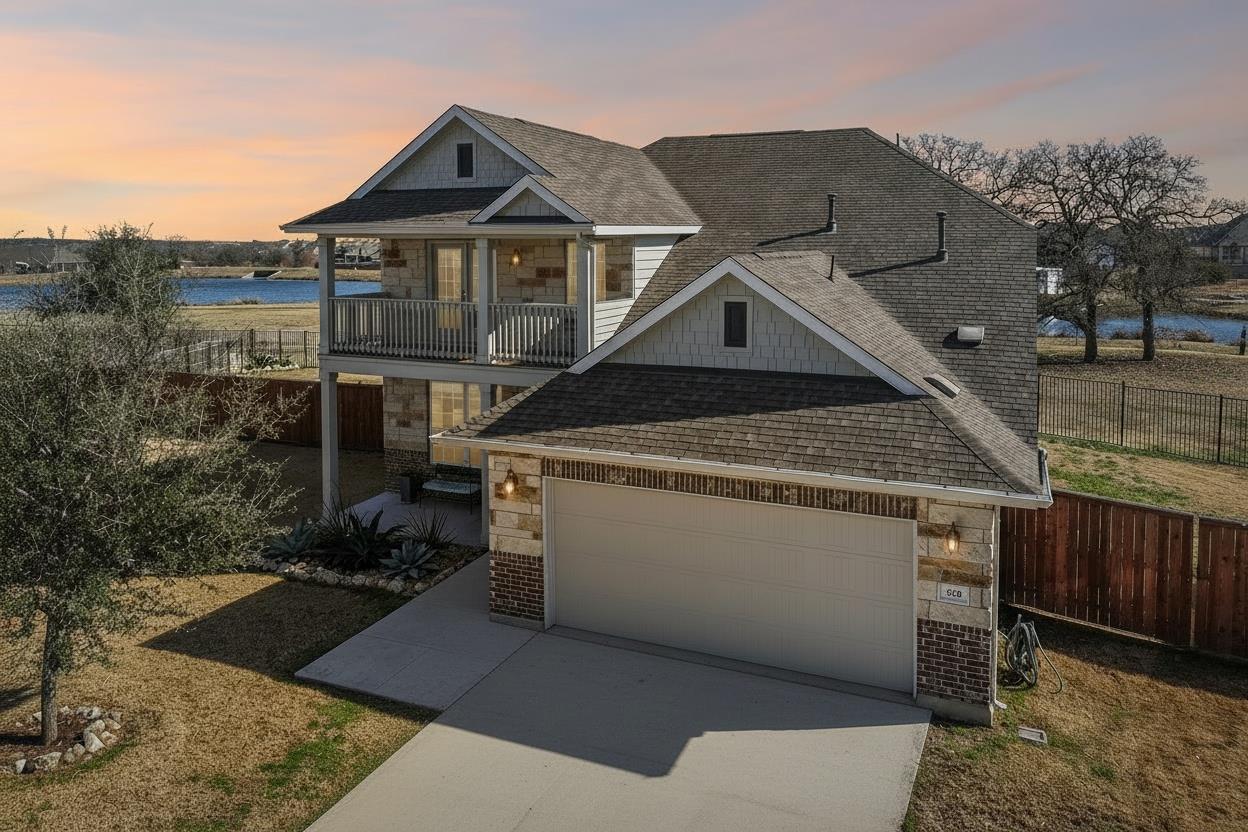 208 Locklin Dr, Liberty Hill, TX 78642