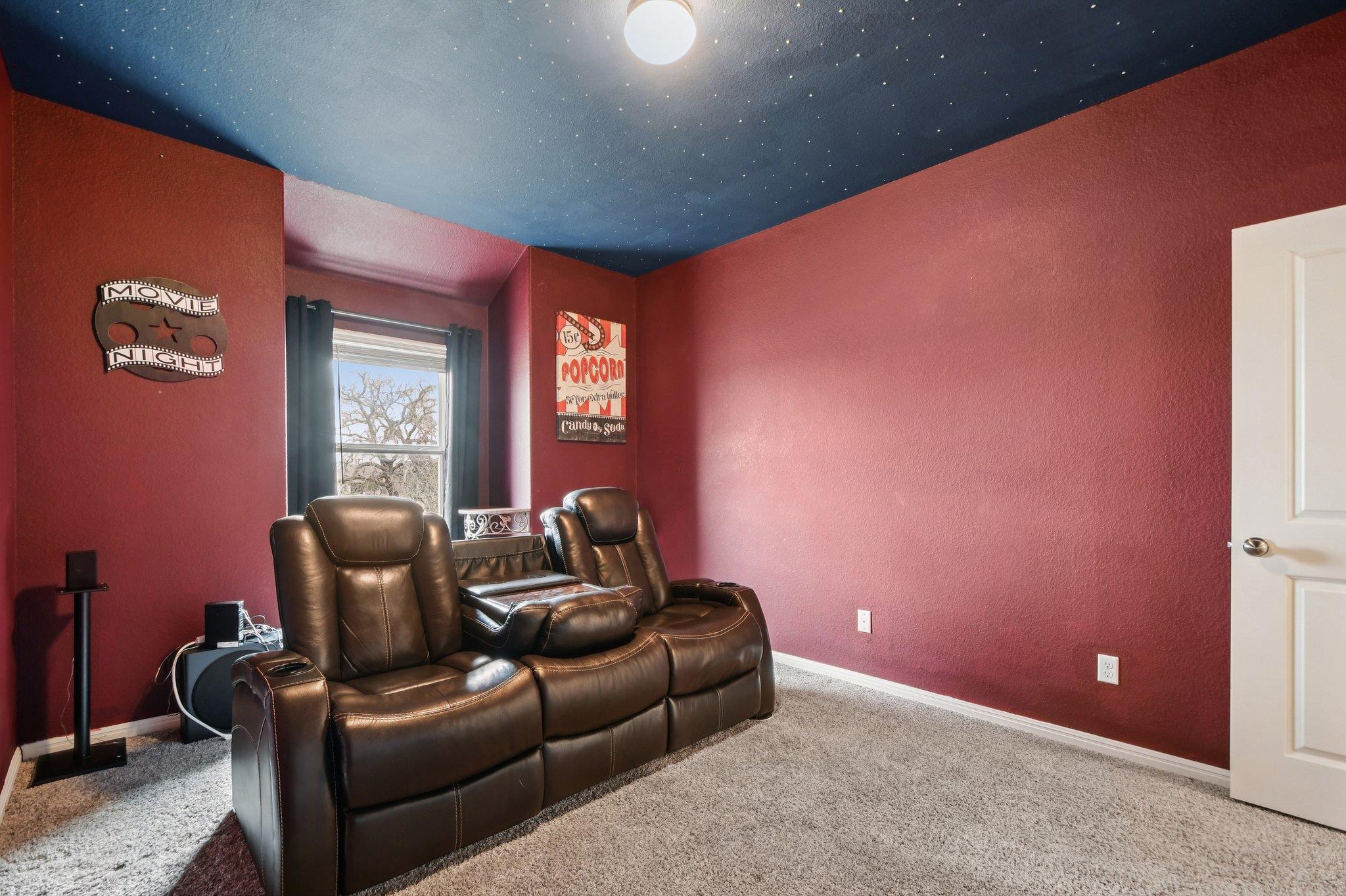 208 Locklin Dr, Liberty Hill, TX 78642