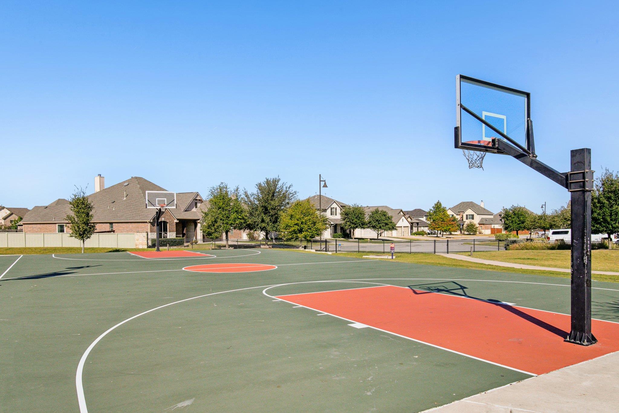 208 Locklin Dr, Liberty Hill, TX 78642