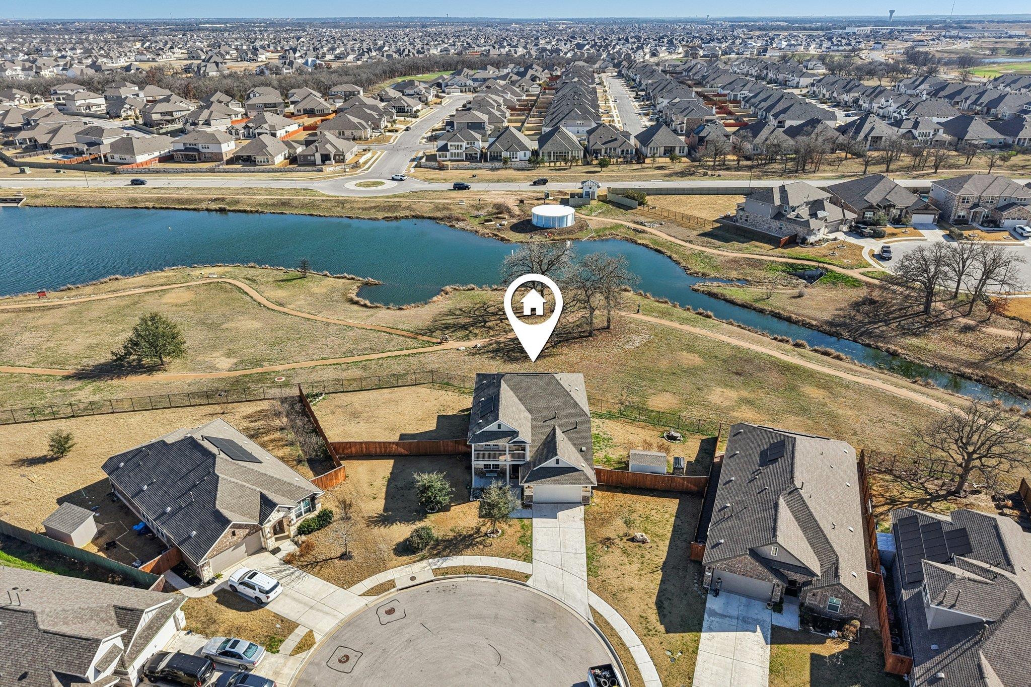 208 Locklin Dr, Liberty Hill, TX 78642