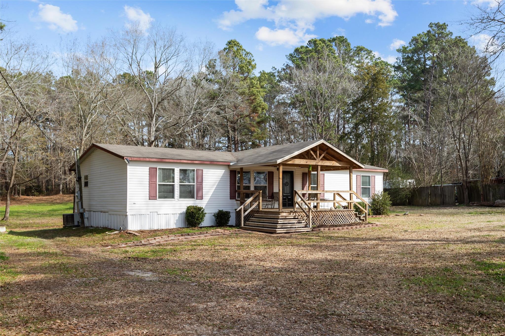 394 Morris Ln, Lufkin, TX 75904