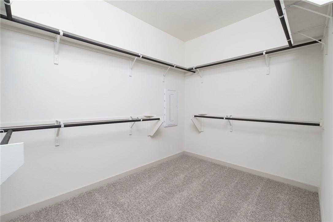 128 Big Sandy Creek Dr, Hutto, TX 78634