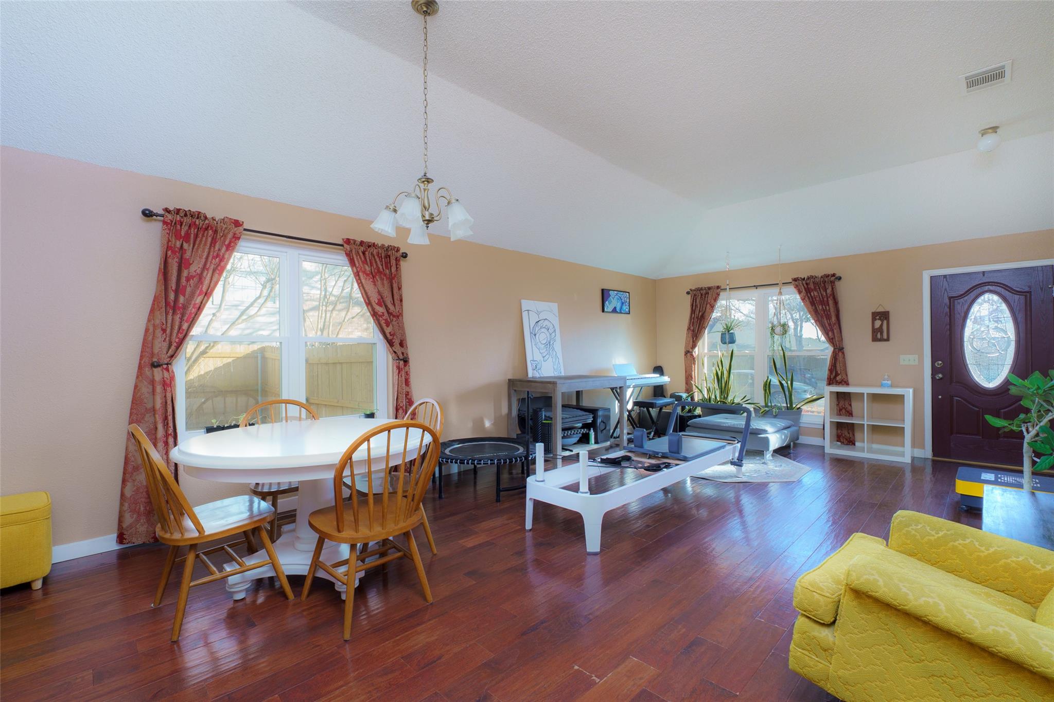 6700 Carisbrooke Ln, Austin, TX 78754