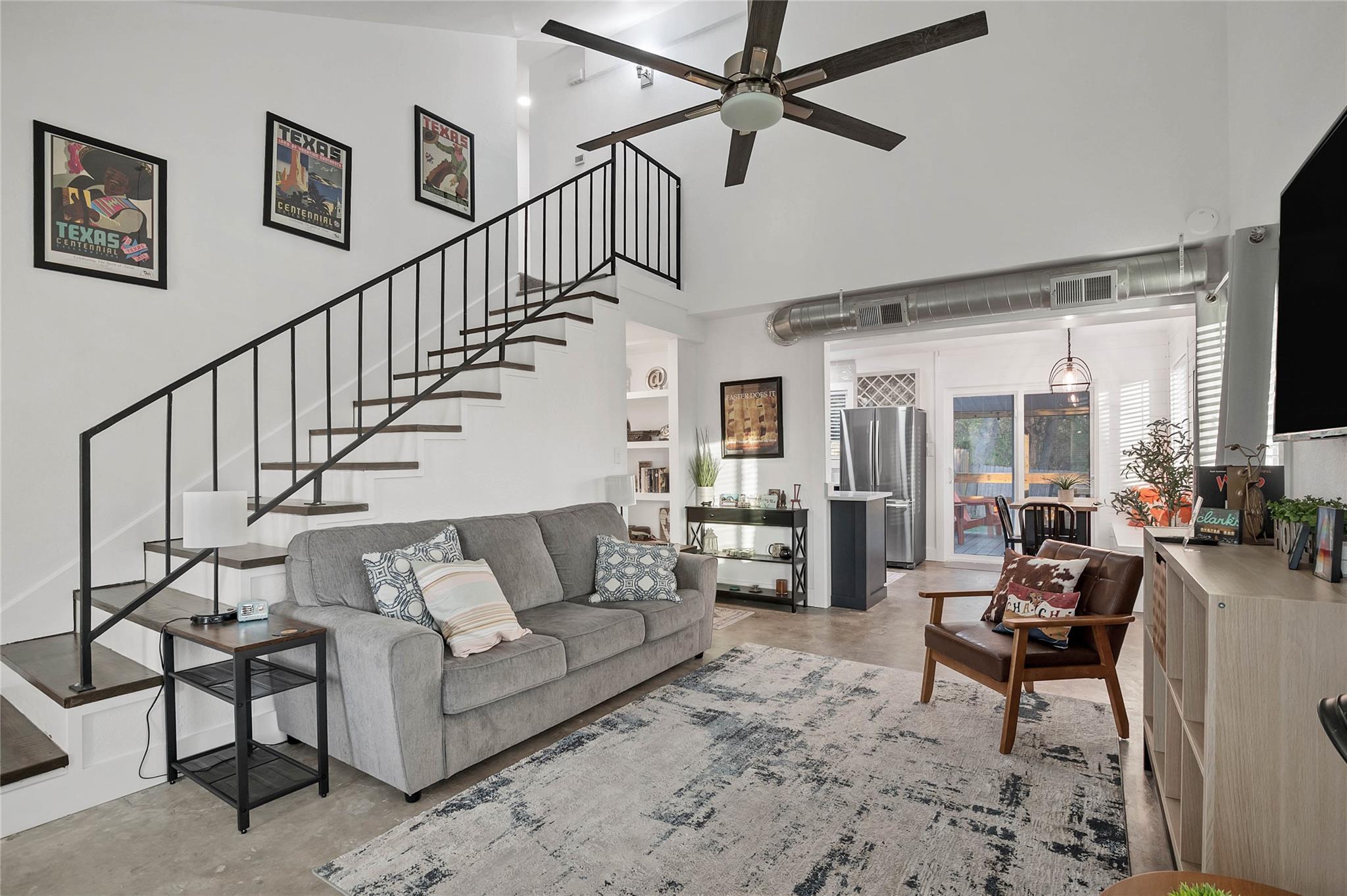 2001 Iroquois Ln, Austin, TX 78741