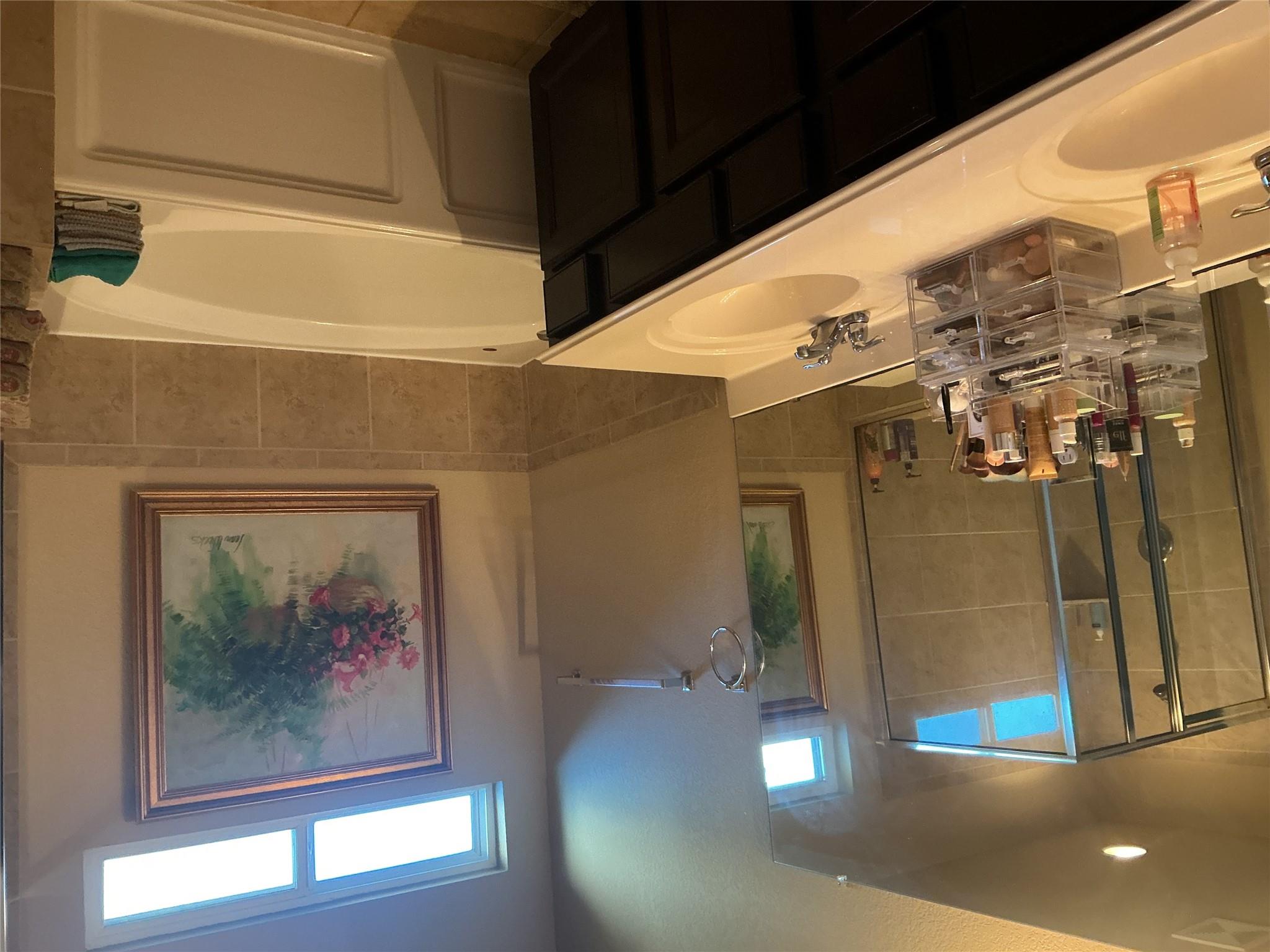 809 Hometown Pkwy, Kyle, TX 78640