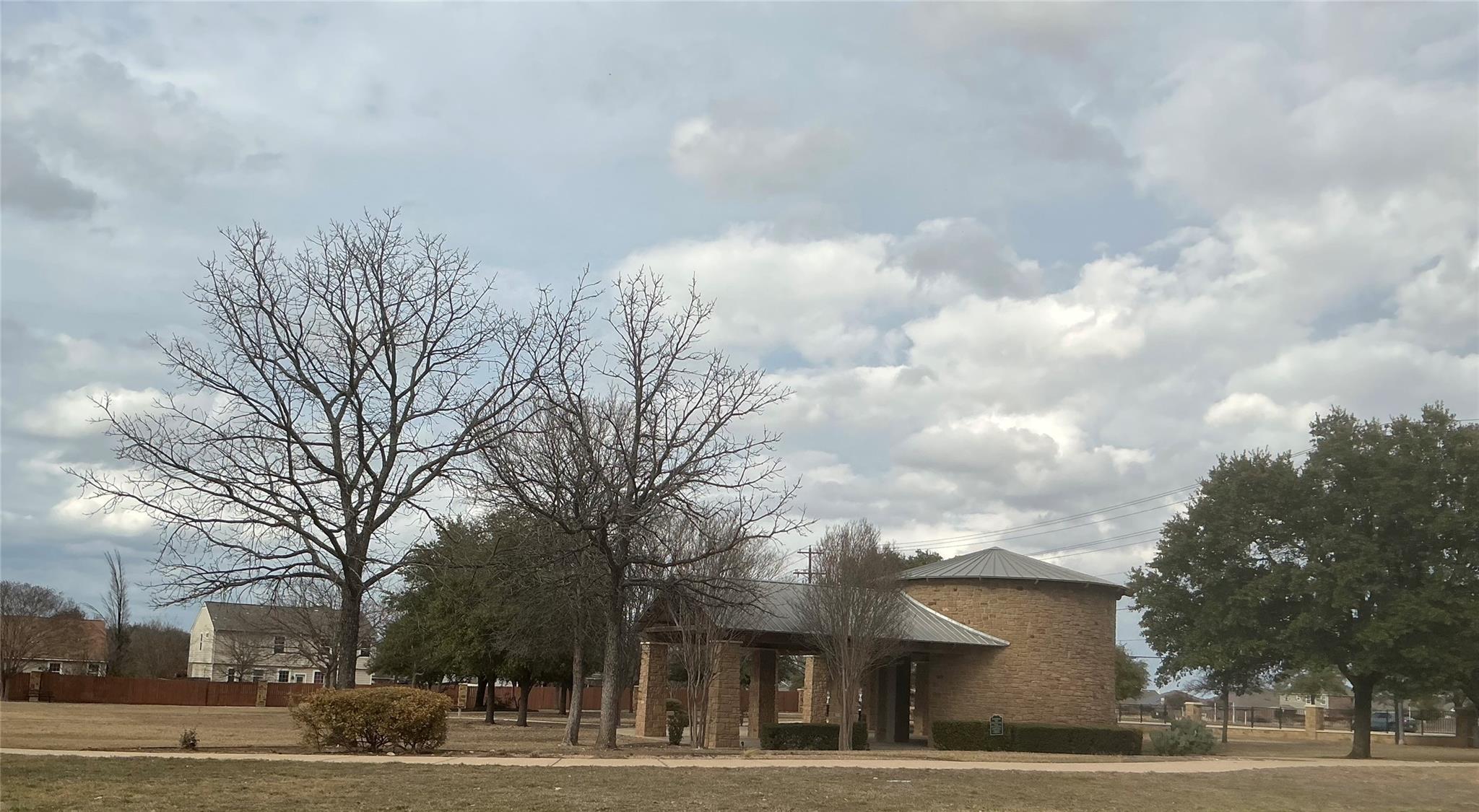 809 Hometown Pkwy, Kyle, TX 78640