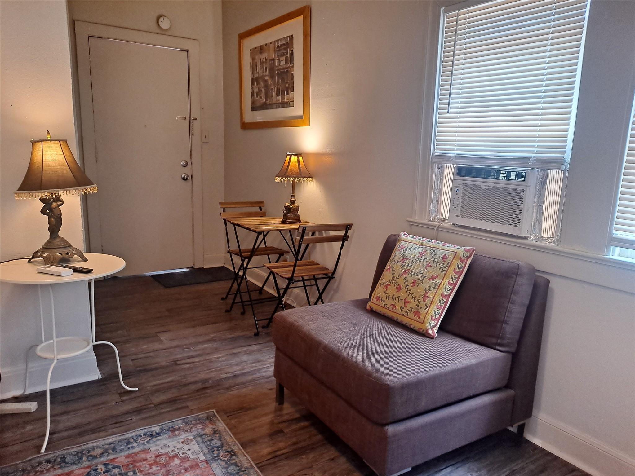 1906 San Gabriel St # 9, Austin, TX 78705