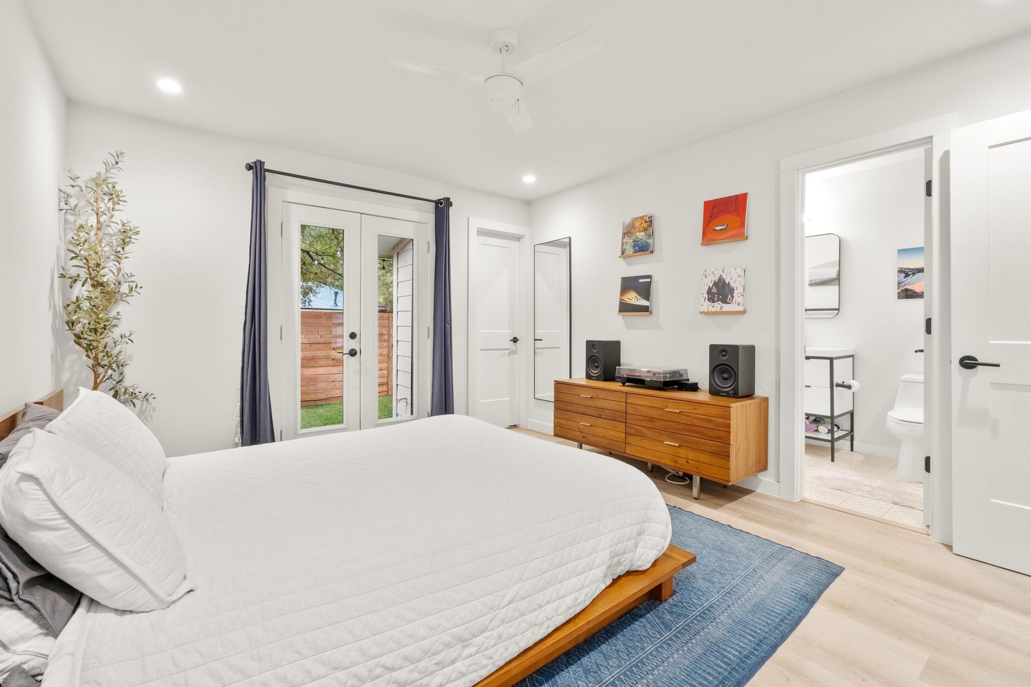 1213 Hollow Creek Dr # 3, Austin, TX 78704