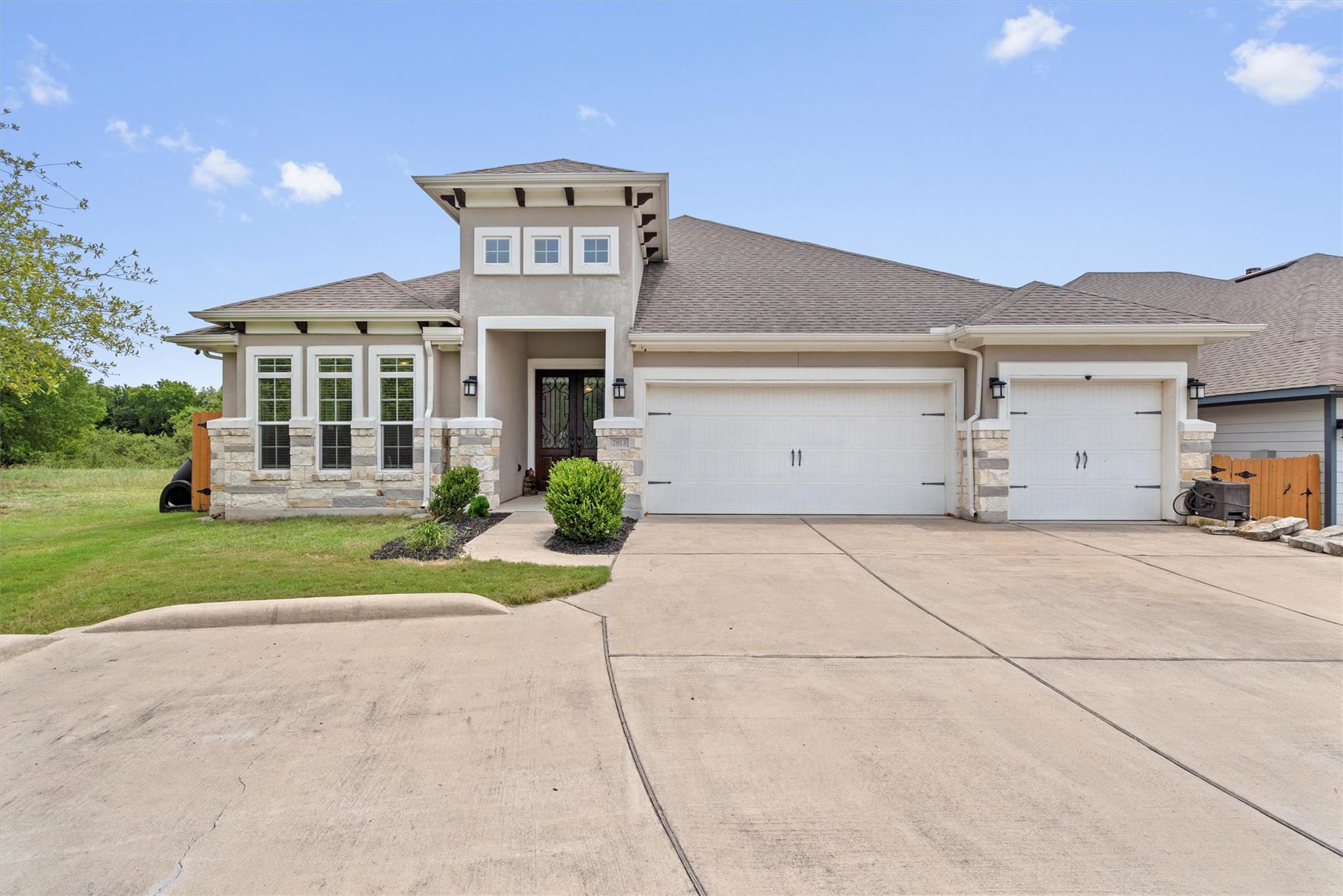 7813 Barbary Ct, Austin, TX 78744