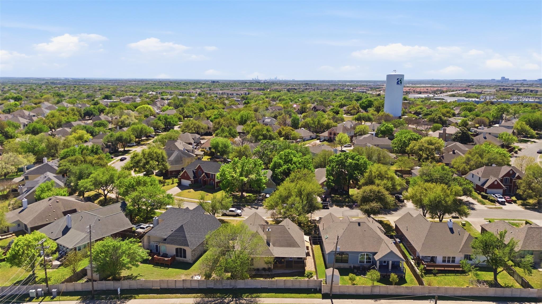 609 Indian Run Dr, Pflugerville, TX 78660