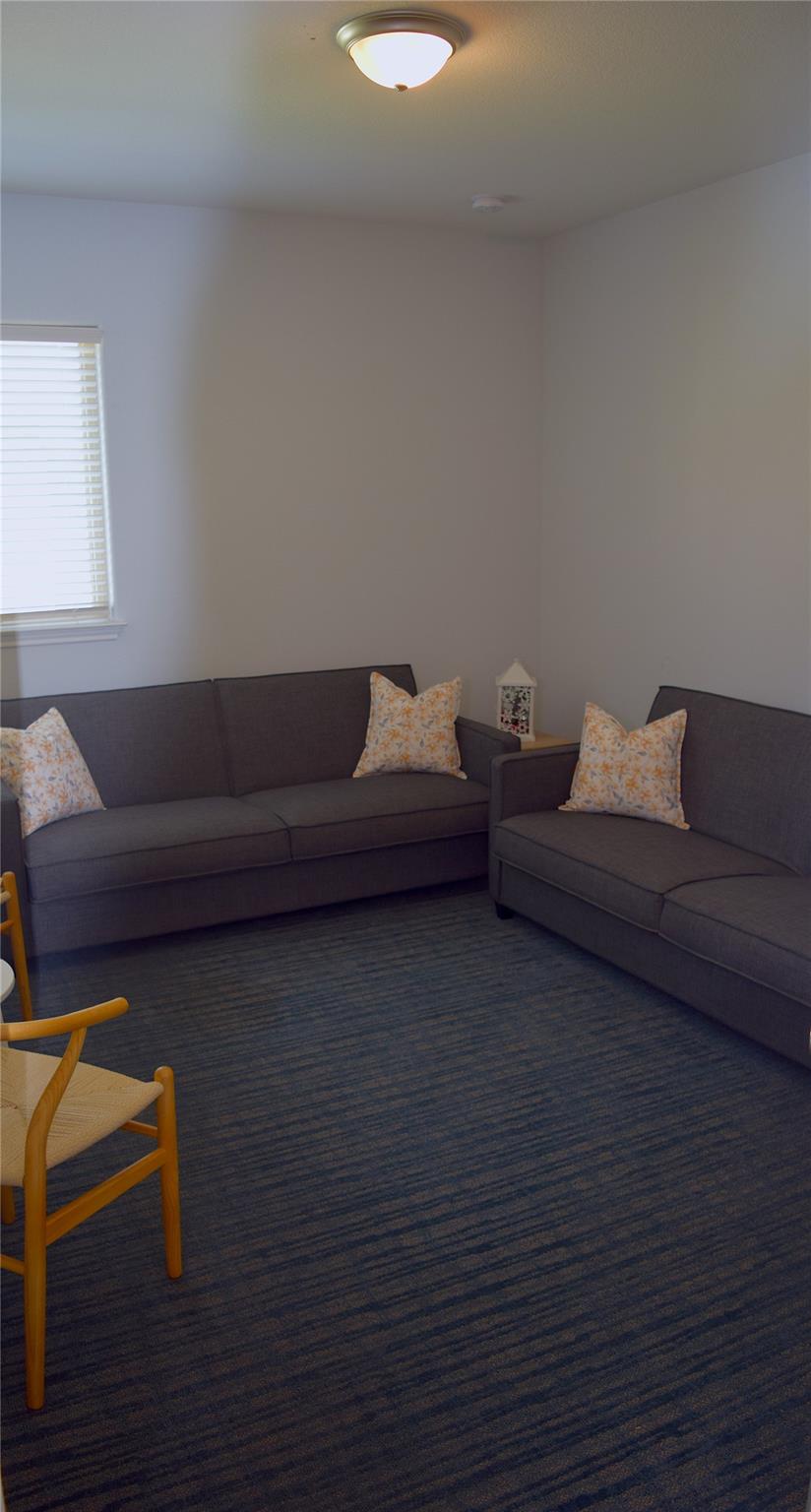 604 Heinatz Flat Ln, Leander, TX 78641