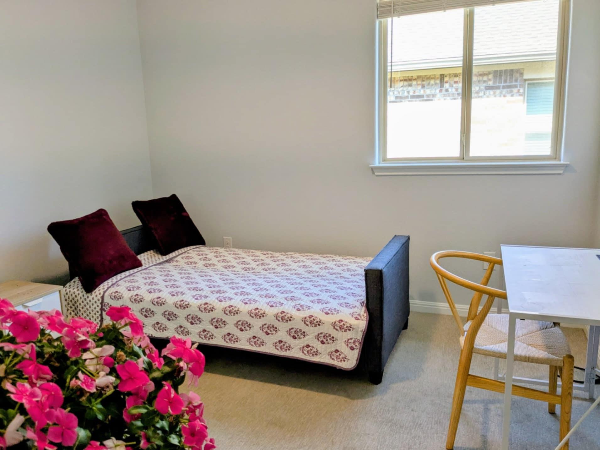 604 Heinatz Flat Ln, Leander, TX 78641