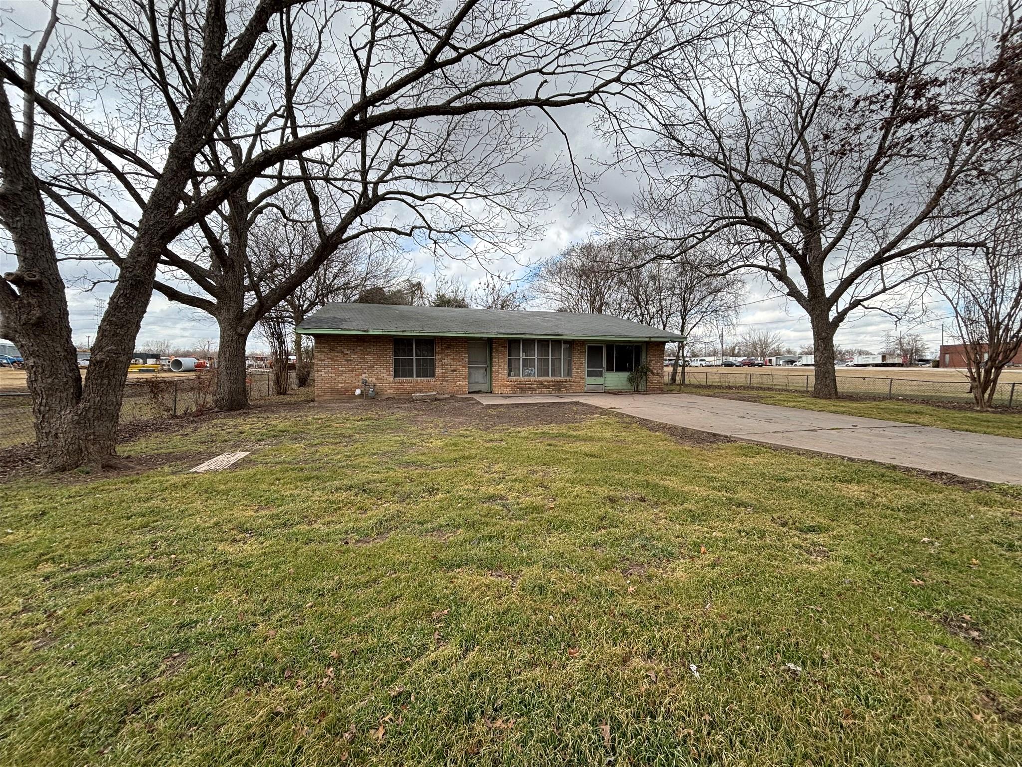 4208 Nixon Ln, Austin, TX 78725