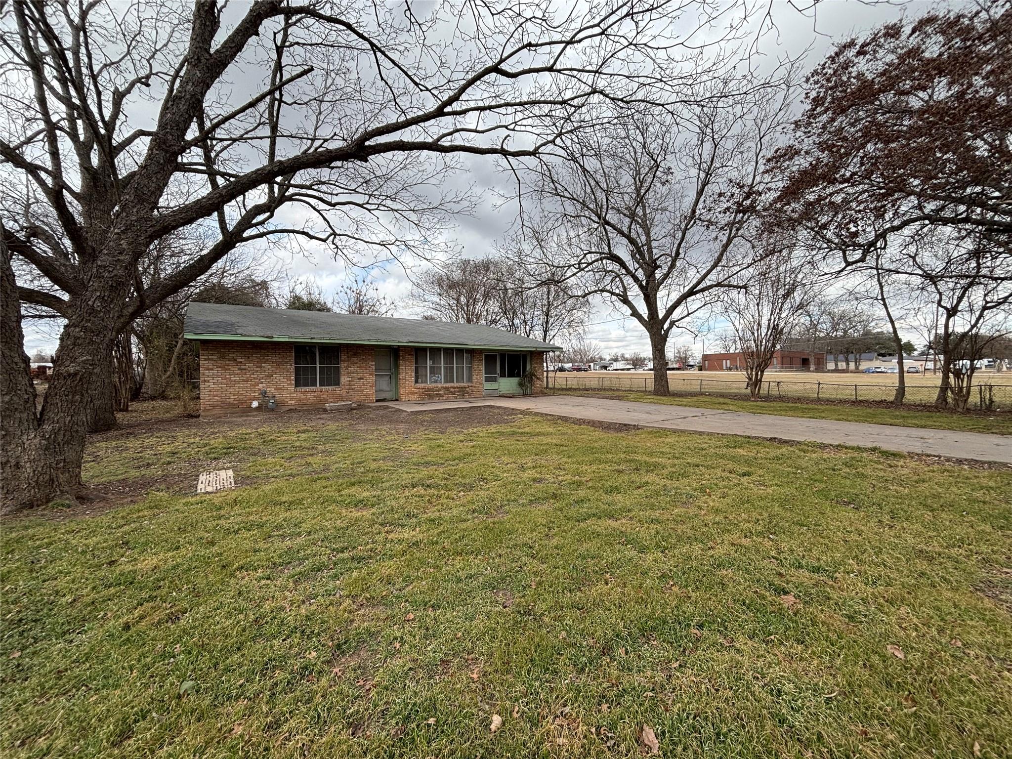 4208 Nixon Ln, Austin, TX 78725