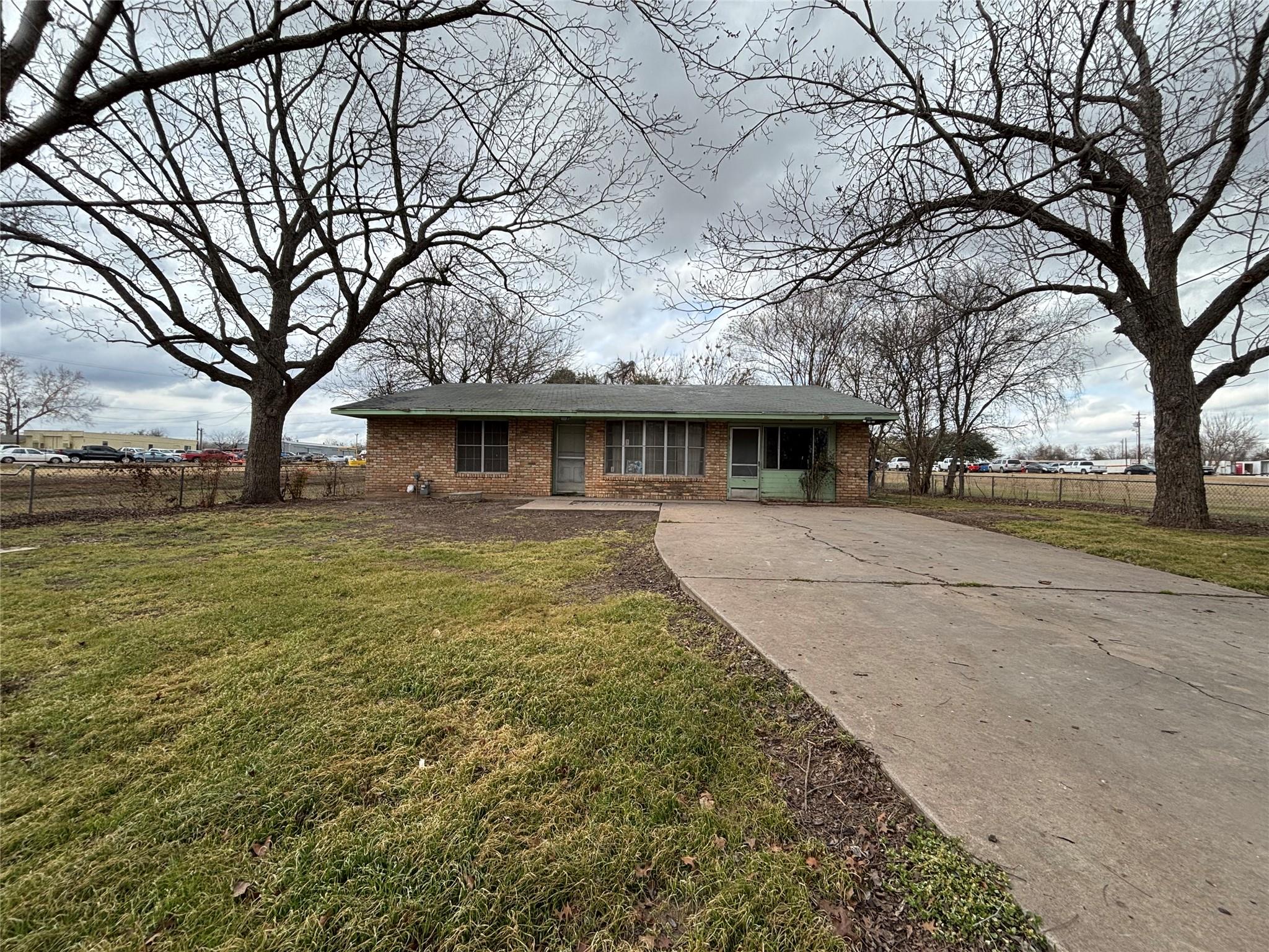 4208 Nixon Ln, Austin, TX 78725