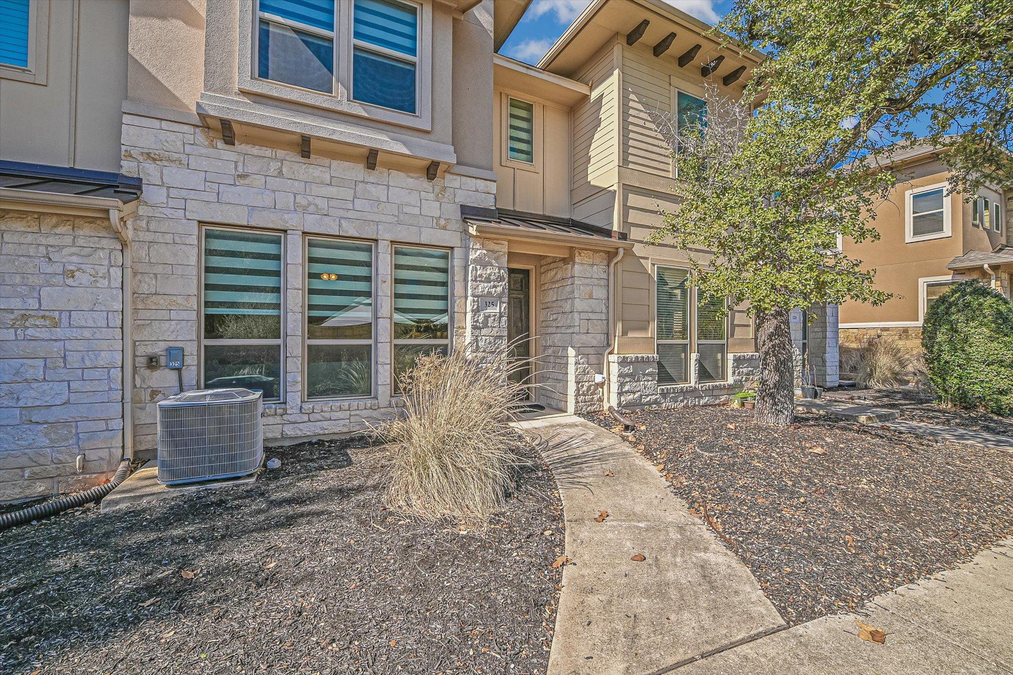 13800 Lyndhurst St # 325, Austin, TX 78717