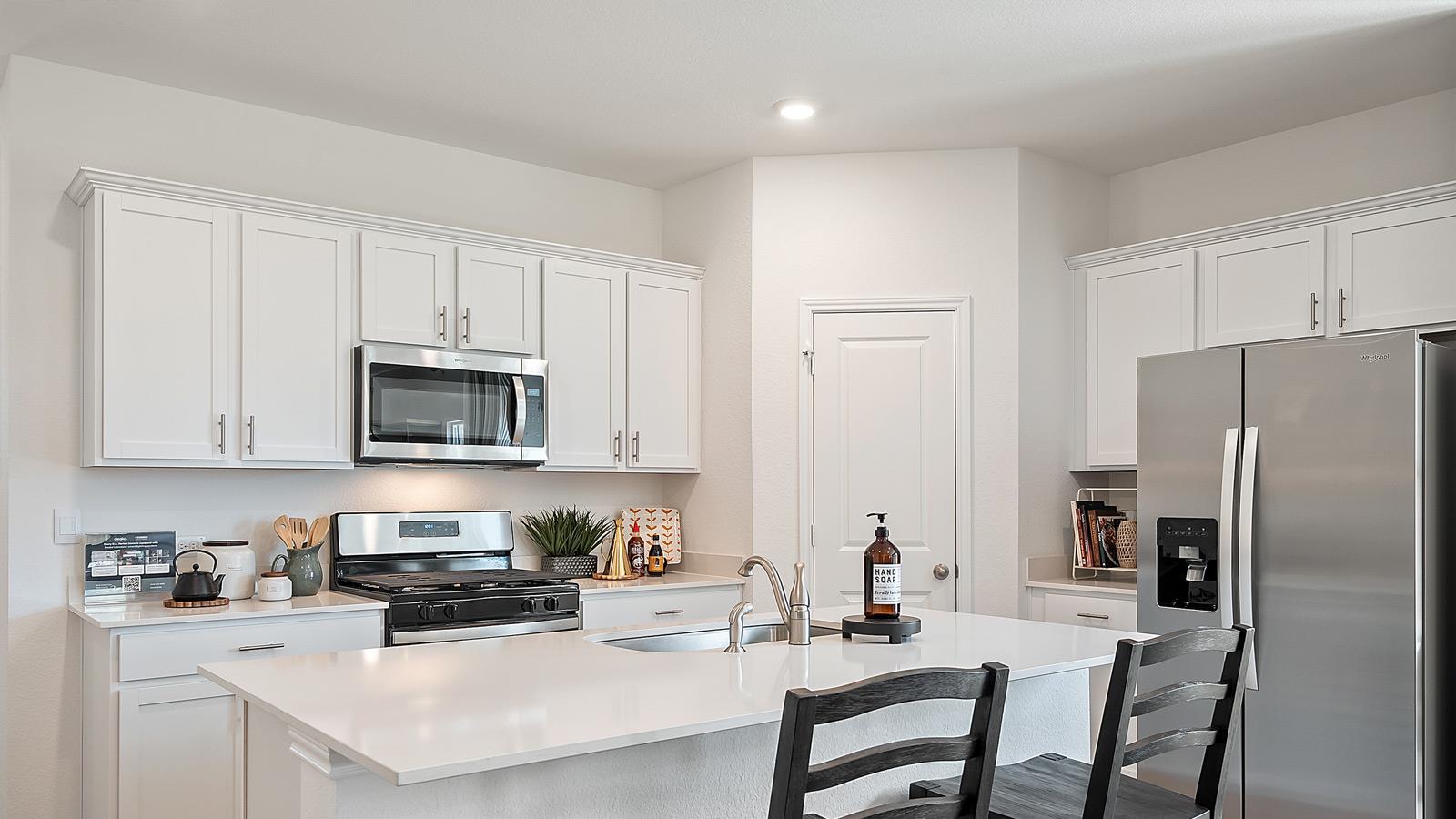 1913 LAZY ACRES St, Leander, TX 78641