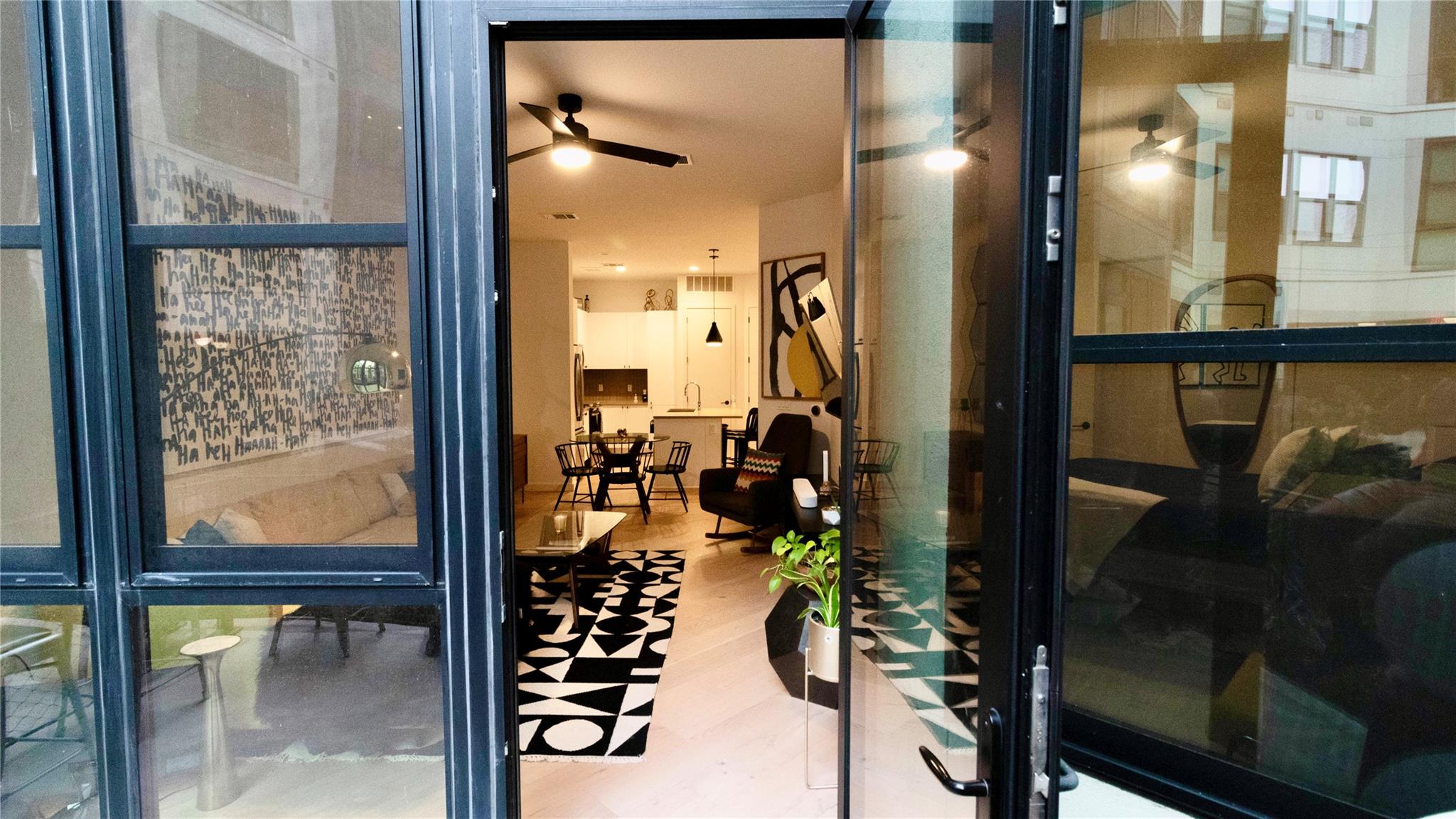 800 Embassy Dr # 115, Austin, TX 78702