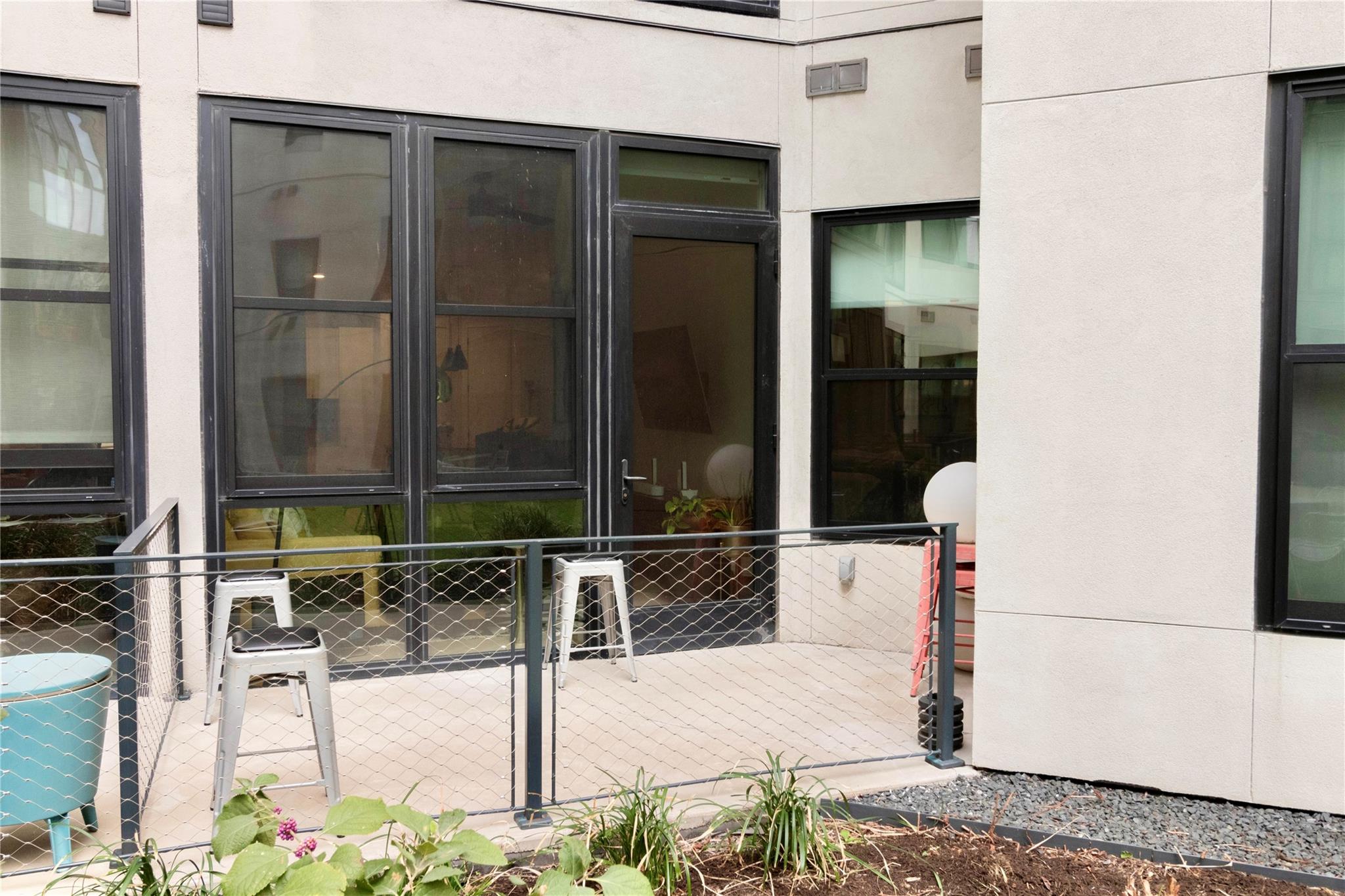 800 Embassy Dr # 115, Austin, TX 78702